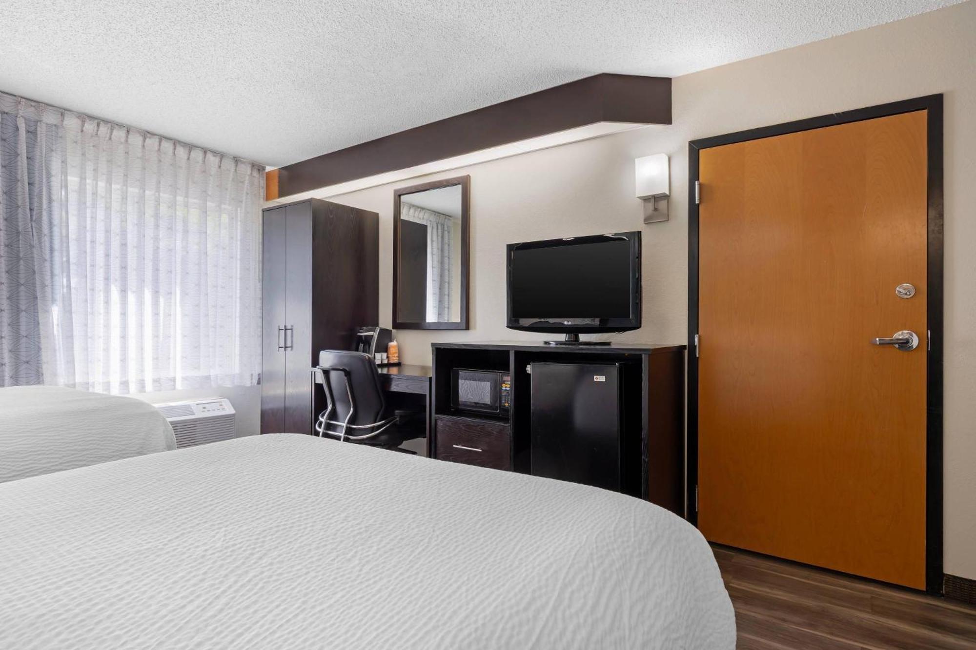 Quadruple Room Non-Smoking