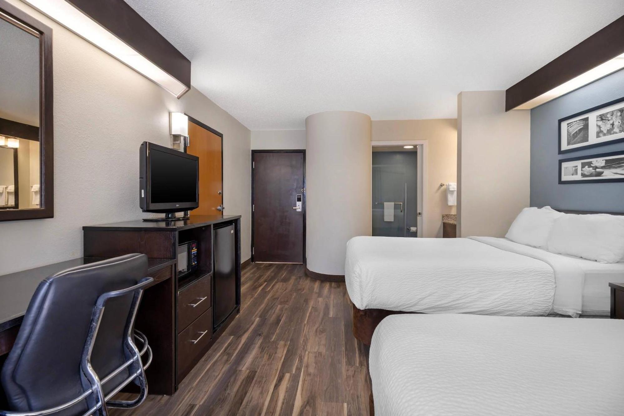 Quadruple Room Non-Smoking