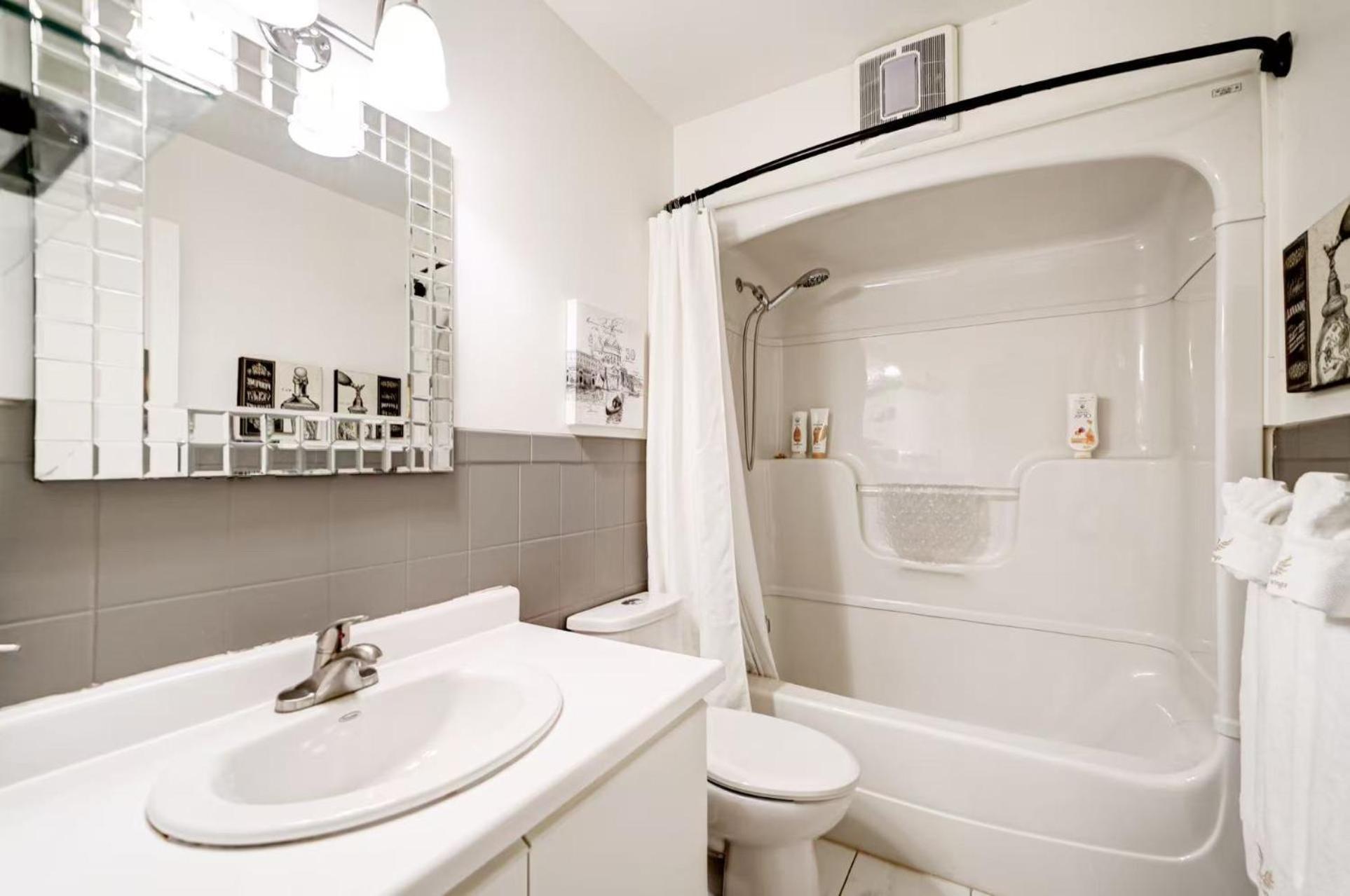 One-Bedroom Suite