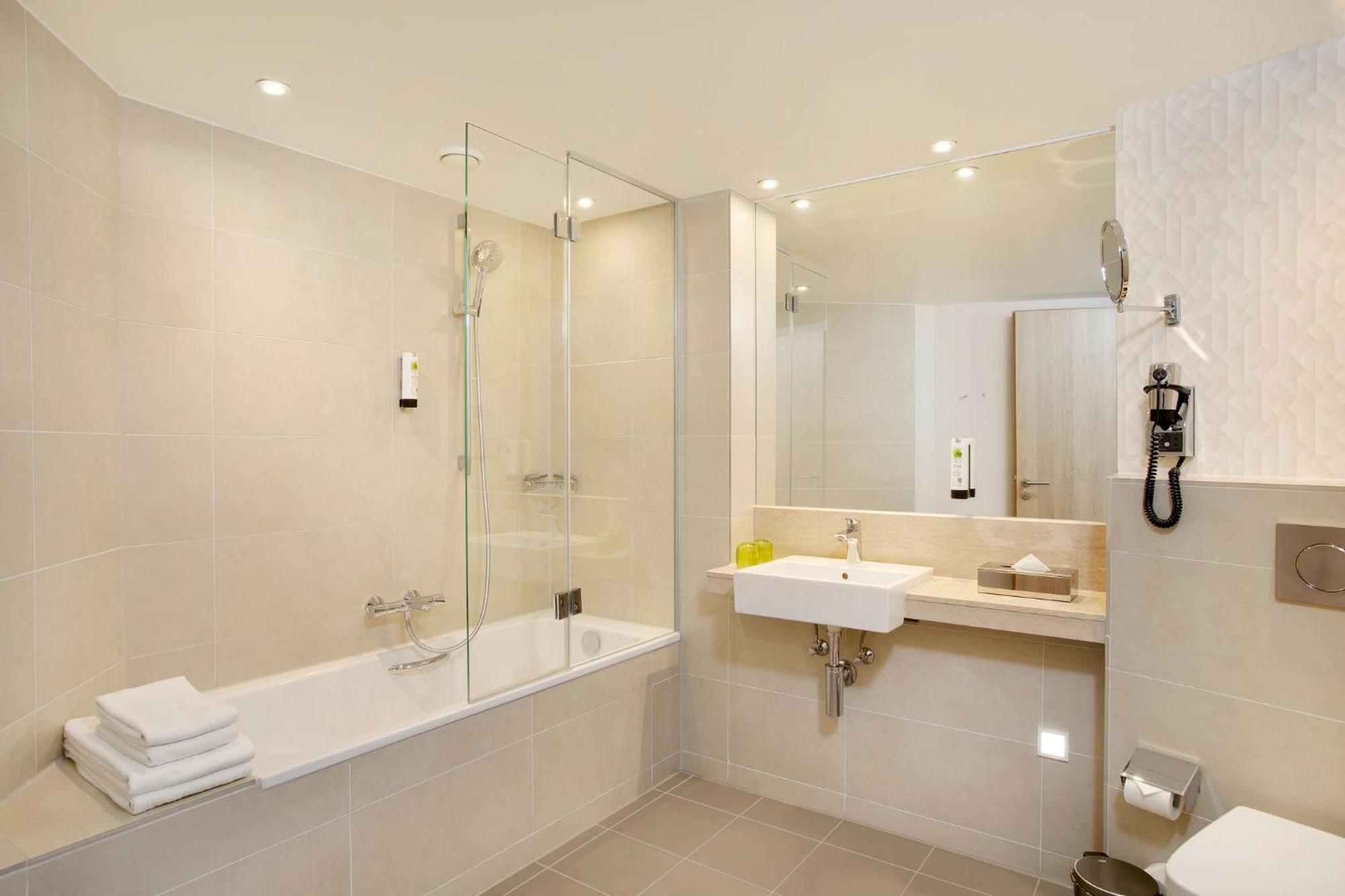 Premium King Room