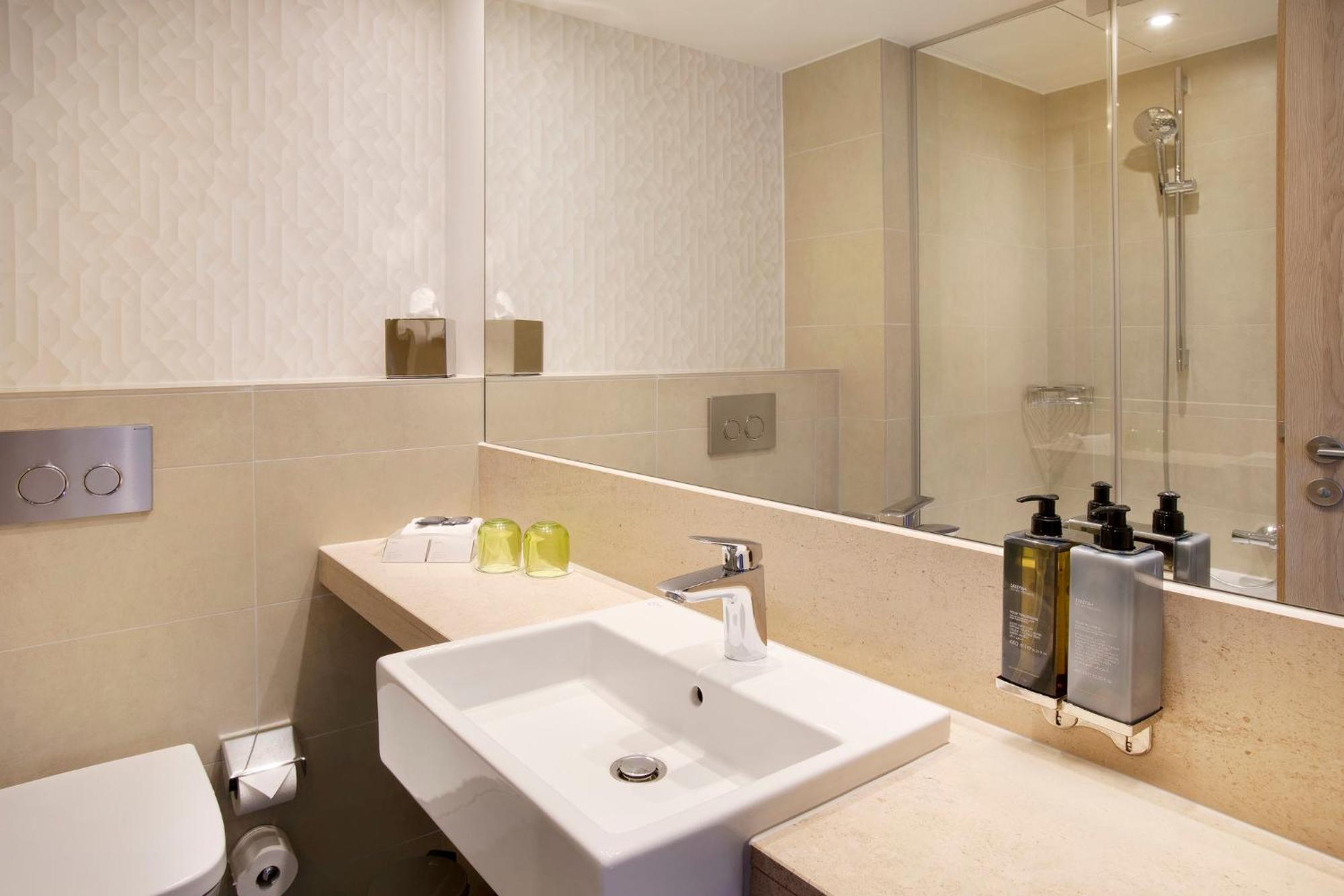 Premium King Room