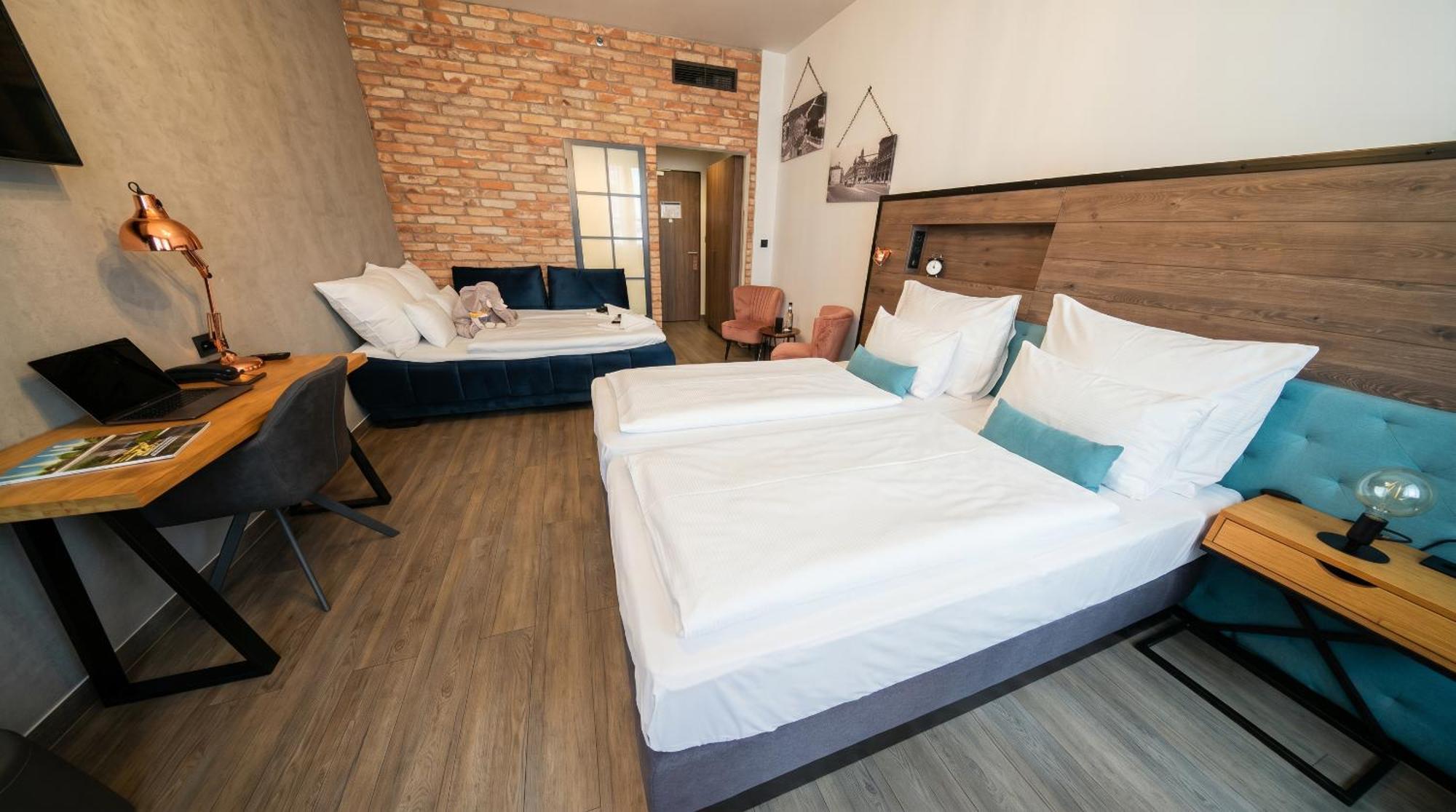 Superior Quadruple Room