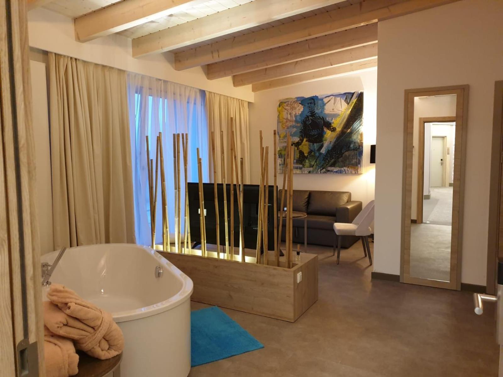 Junior Suite Balcony