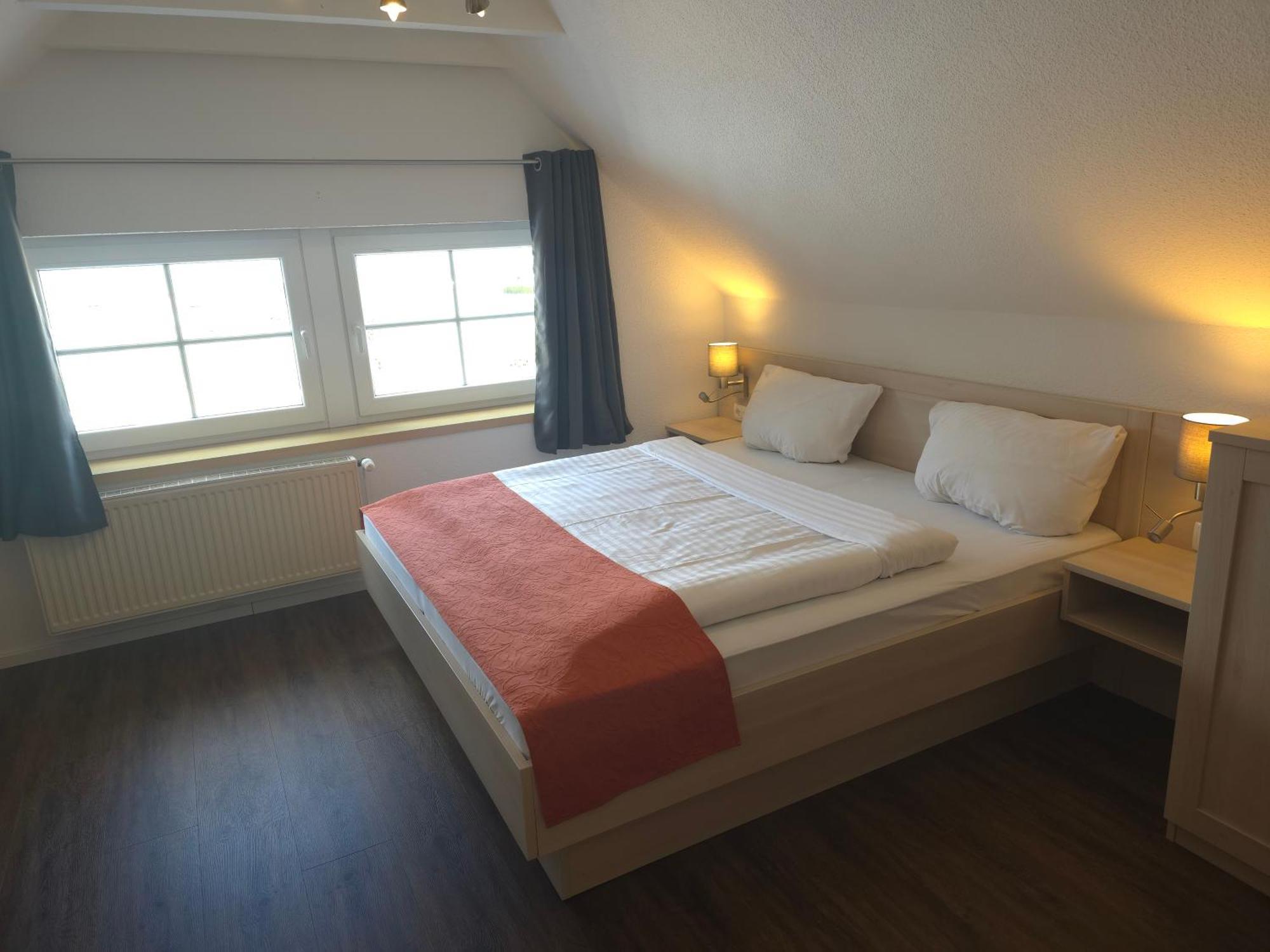 Double Room Private Bathroom