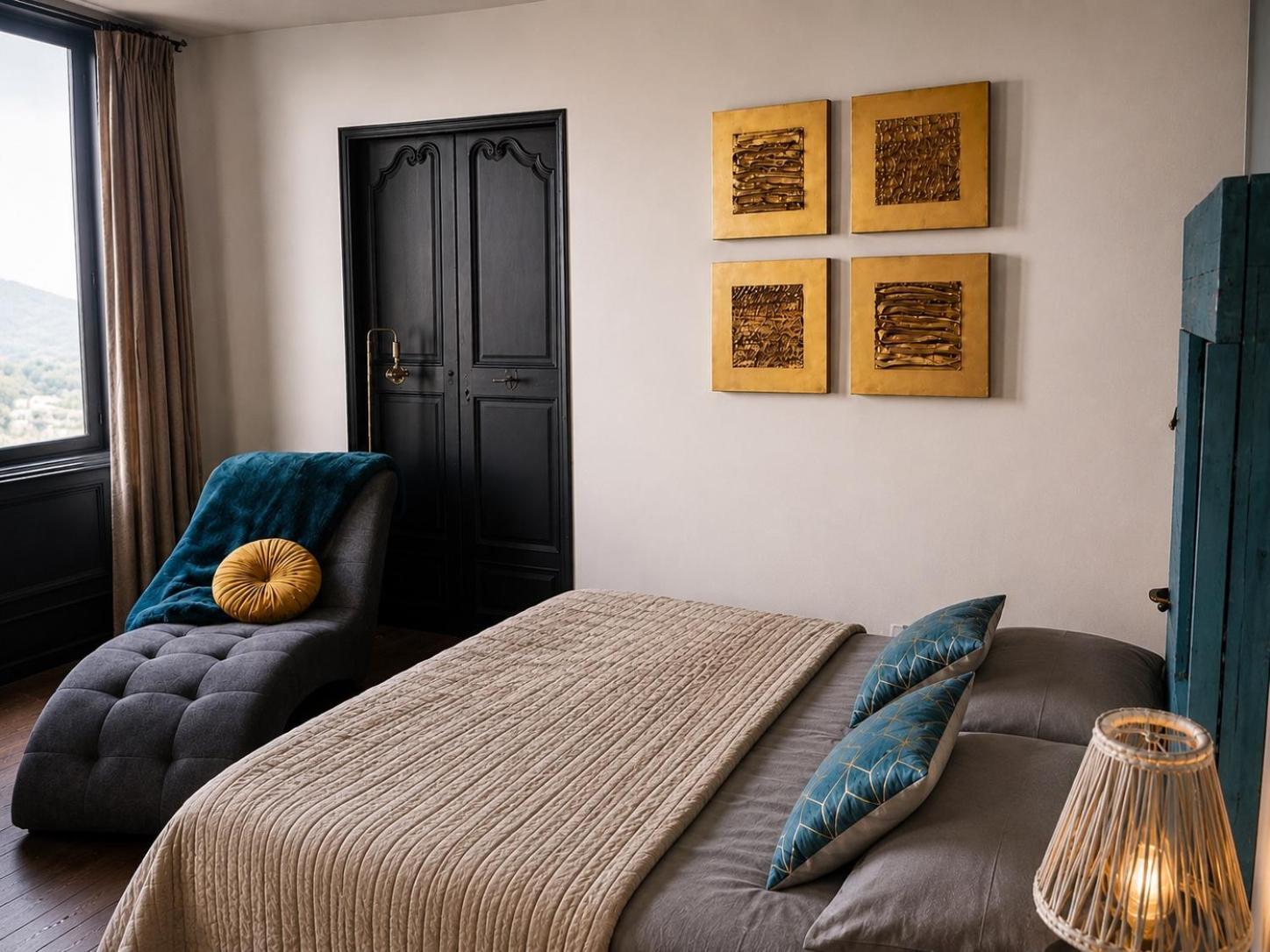 Double Room Mountain View