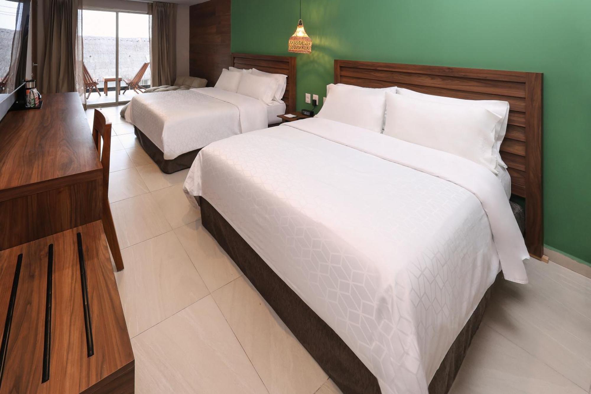 Standard Queen Room Two Queen Beds Communications Accessible