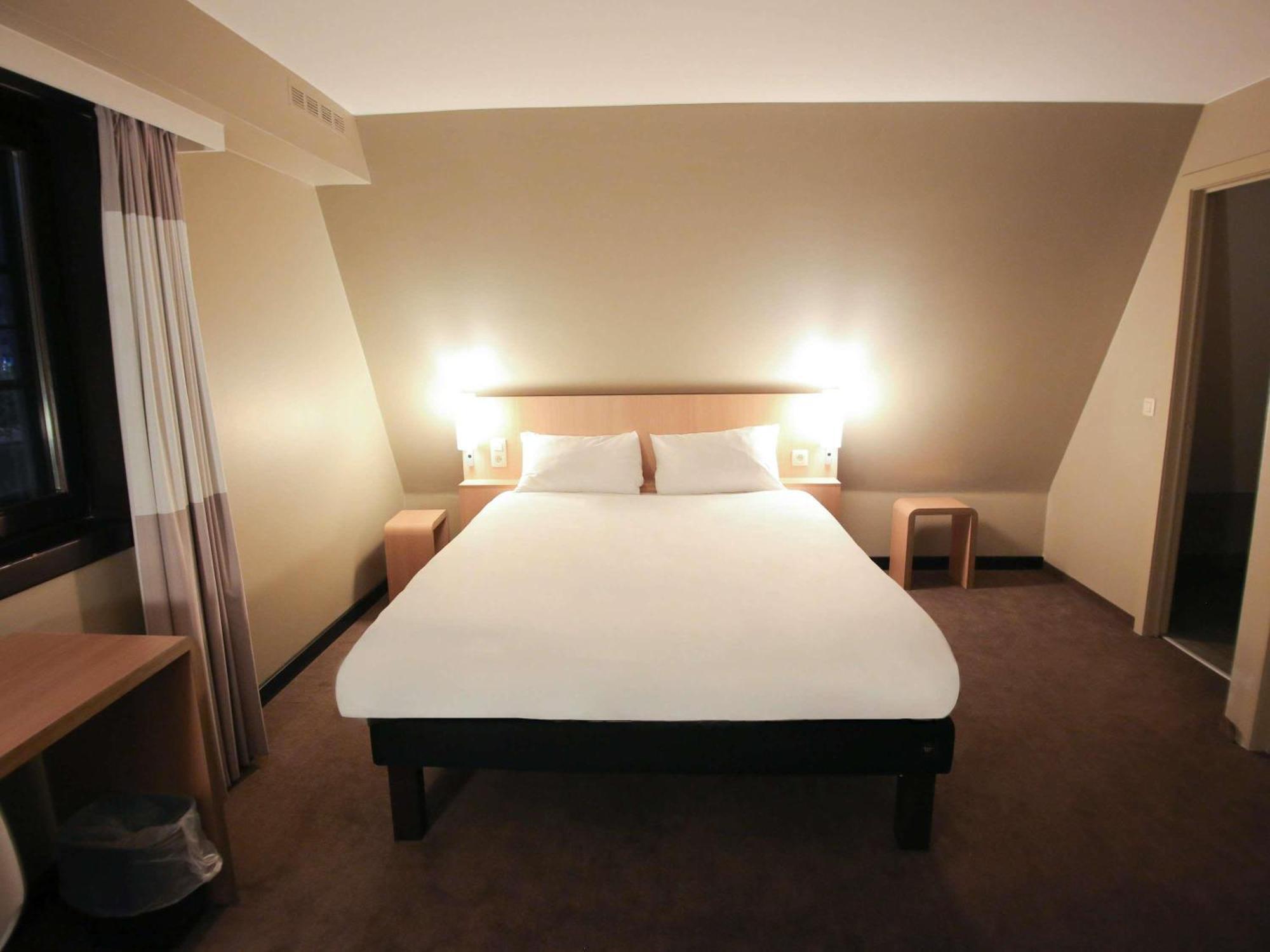 Standard Room Double Bed Single Bed