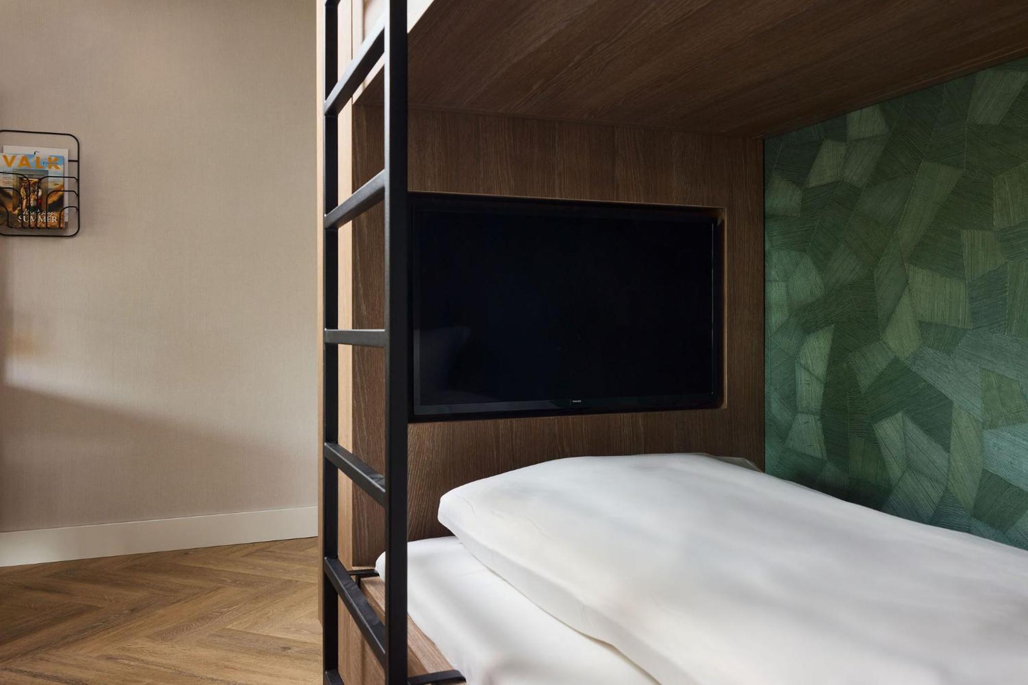 Premium Quadruple Room
