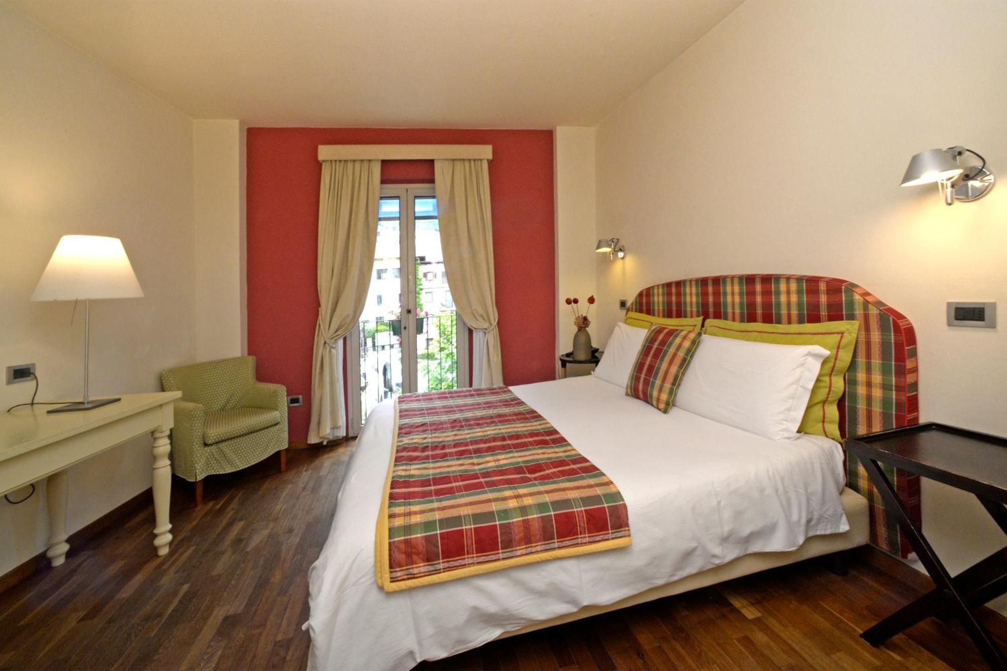Standard Double or Twin Room view