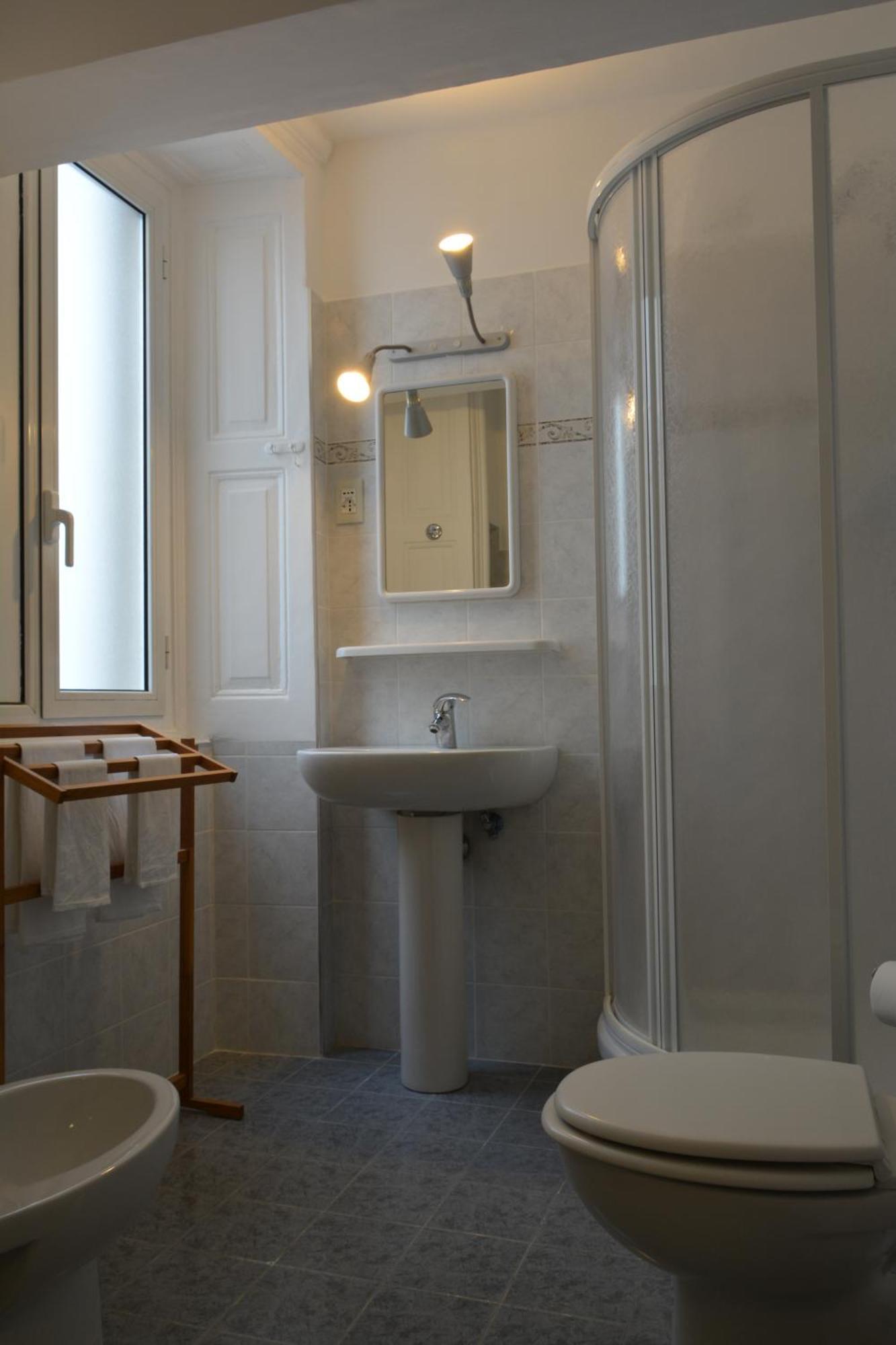 Single Room,1770839469:JPEG