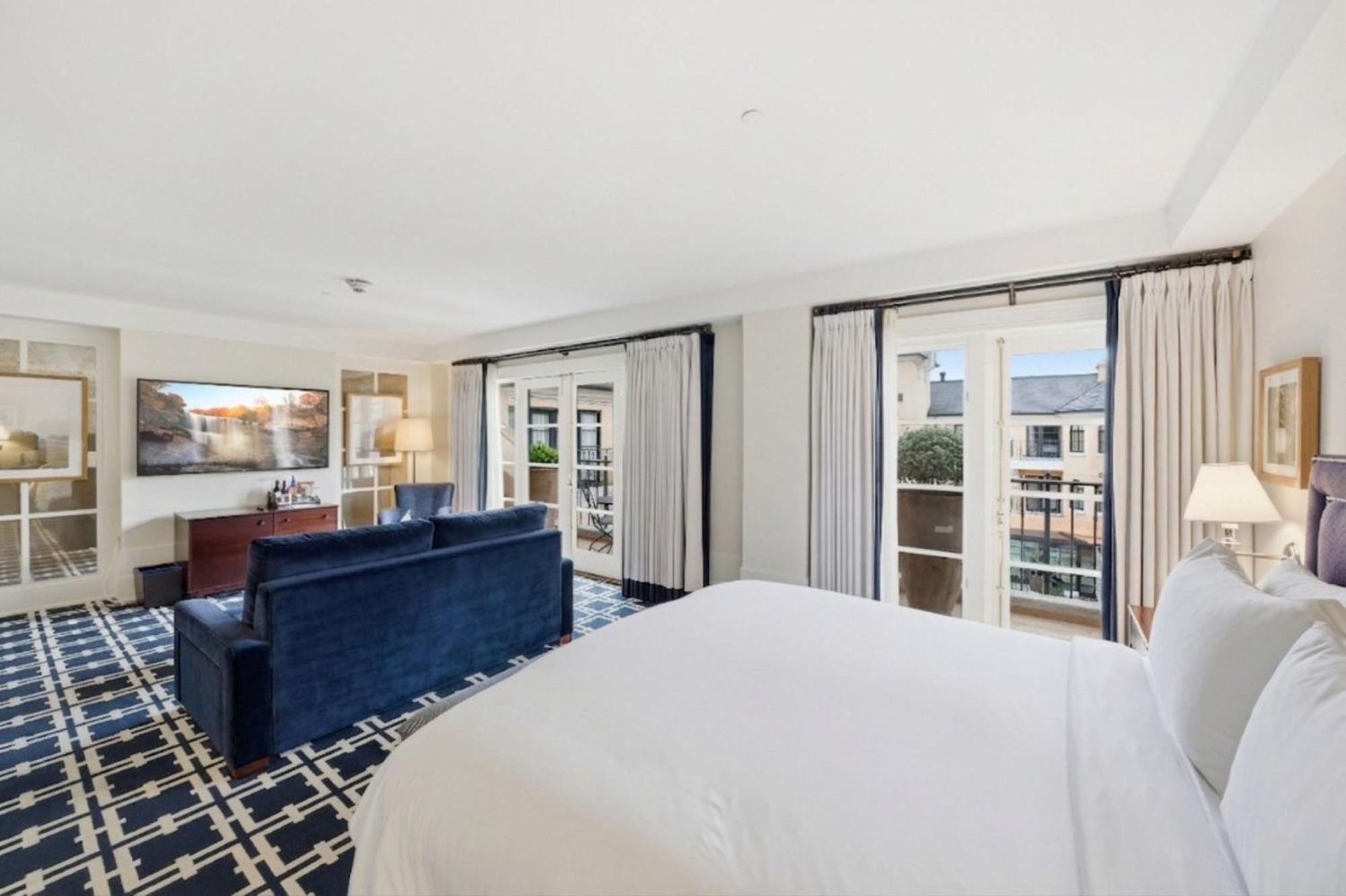 King Suite Balcony