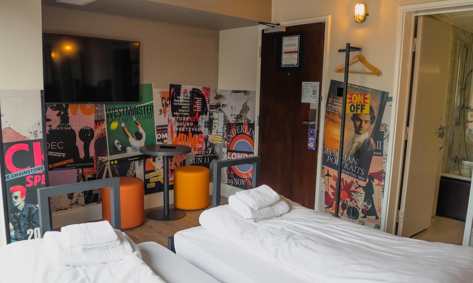 Twin Room,1770841215:JPEG