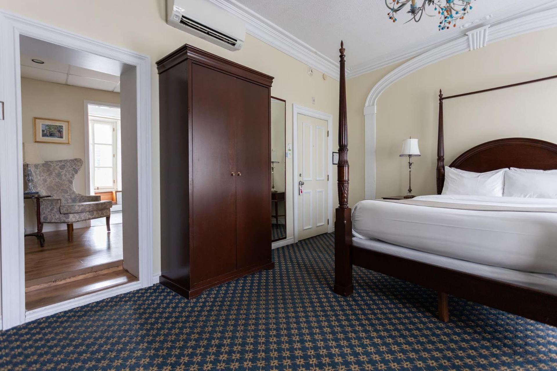 Superior Queen Room