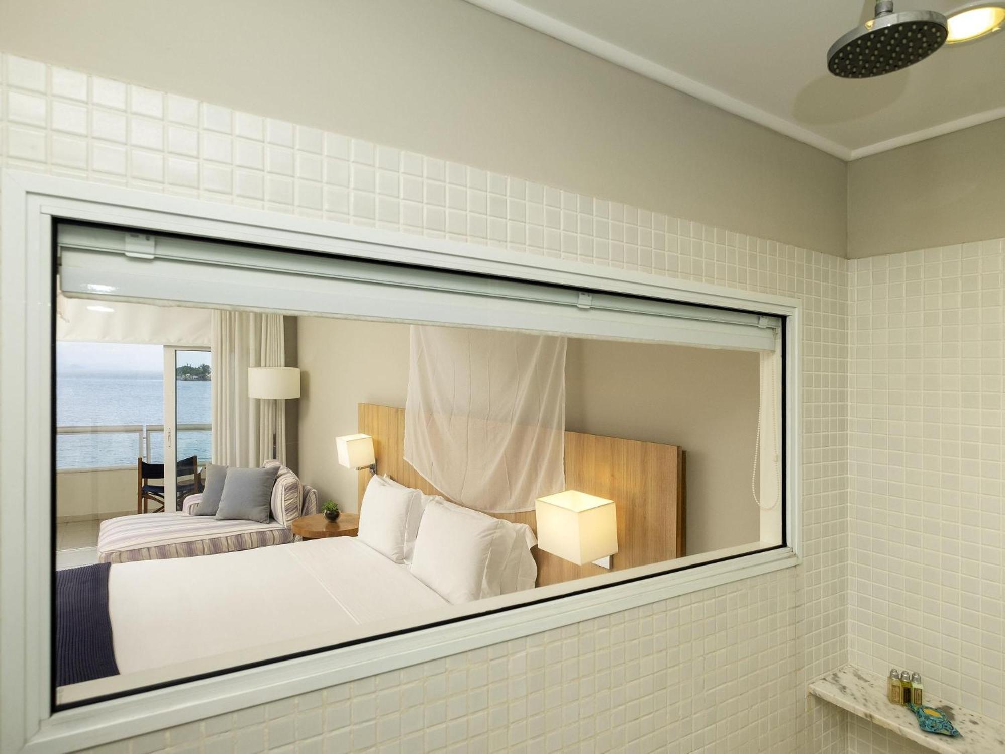 Deluxe Double Room Balcony Seafront