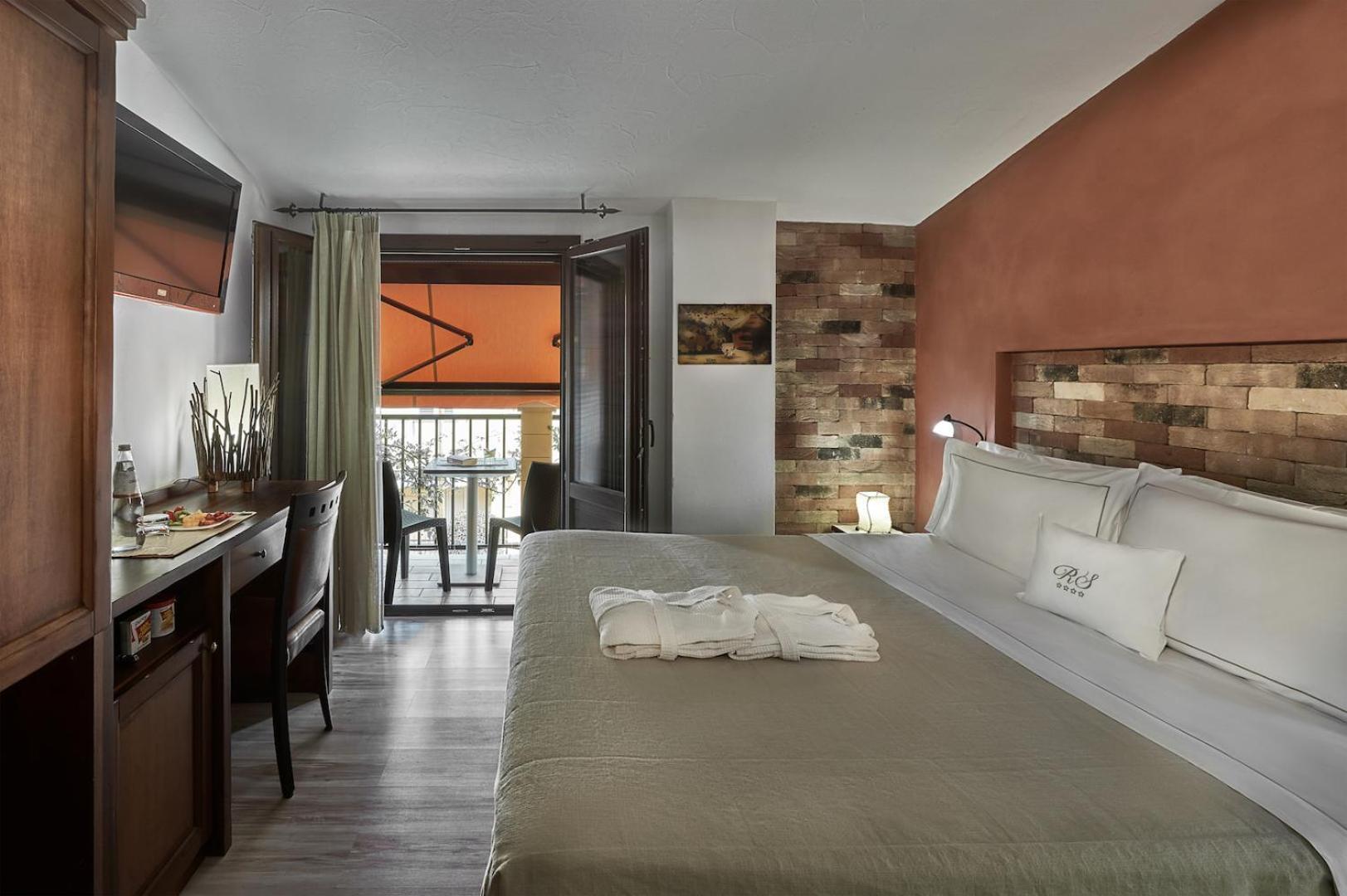 Classic Double Room