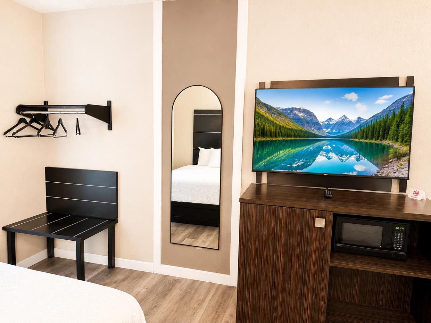 Standard King Room