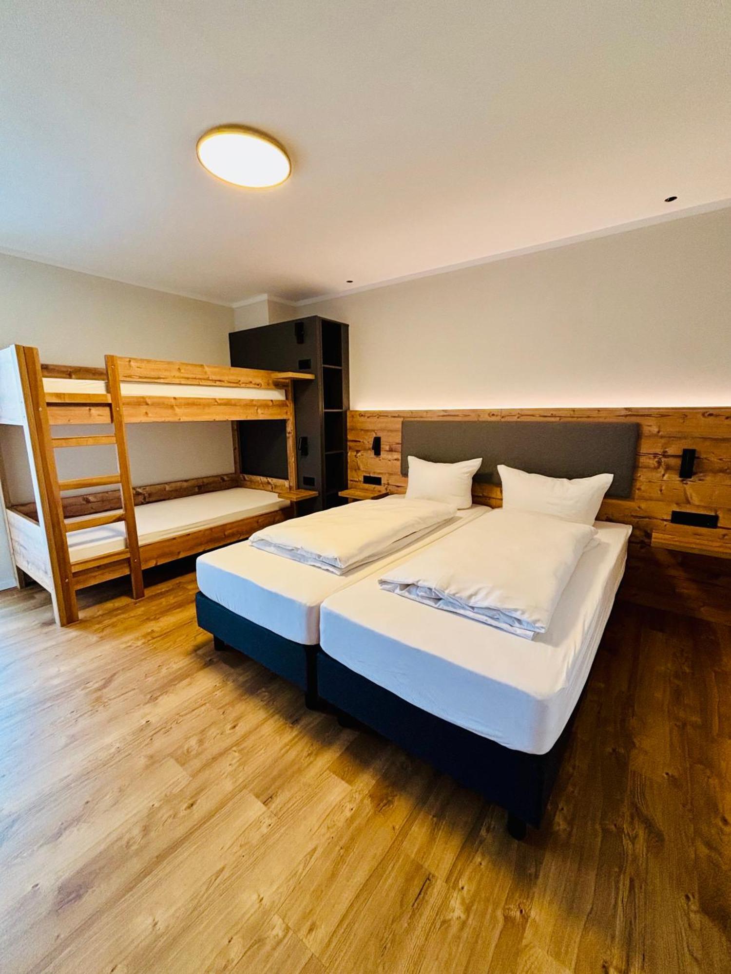 New One-Bedroom Apartment "Edelsberg"