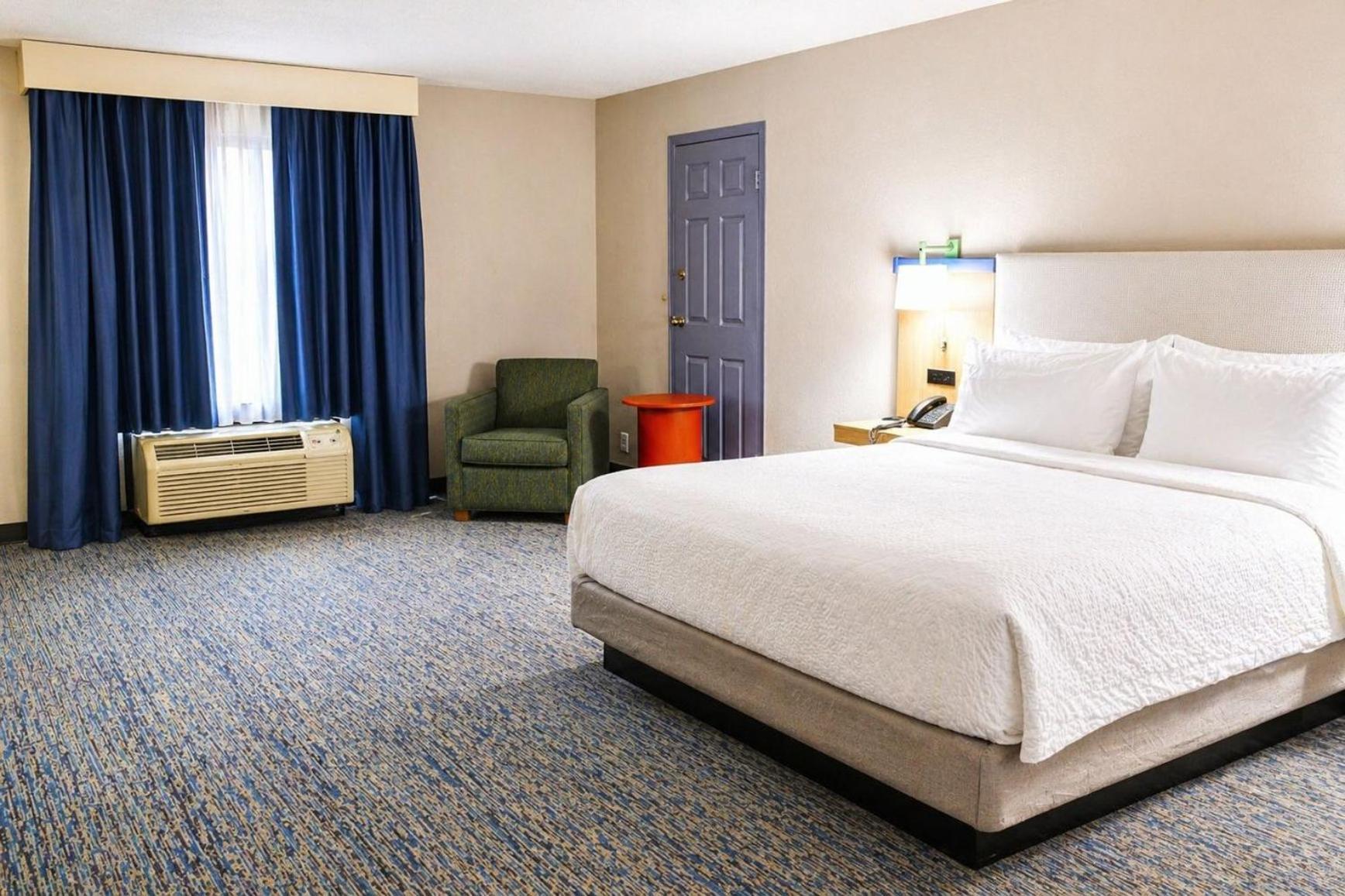 Executive King Room Hearing Accessible Non-Smoking