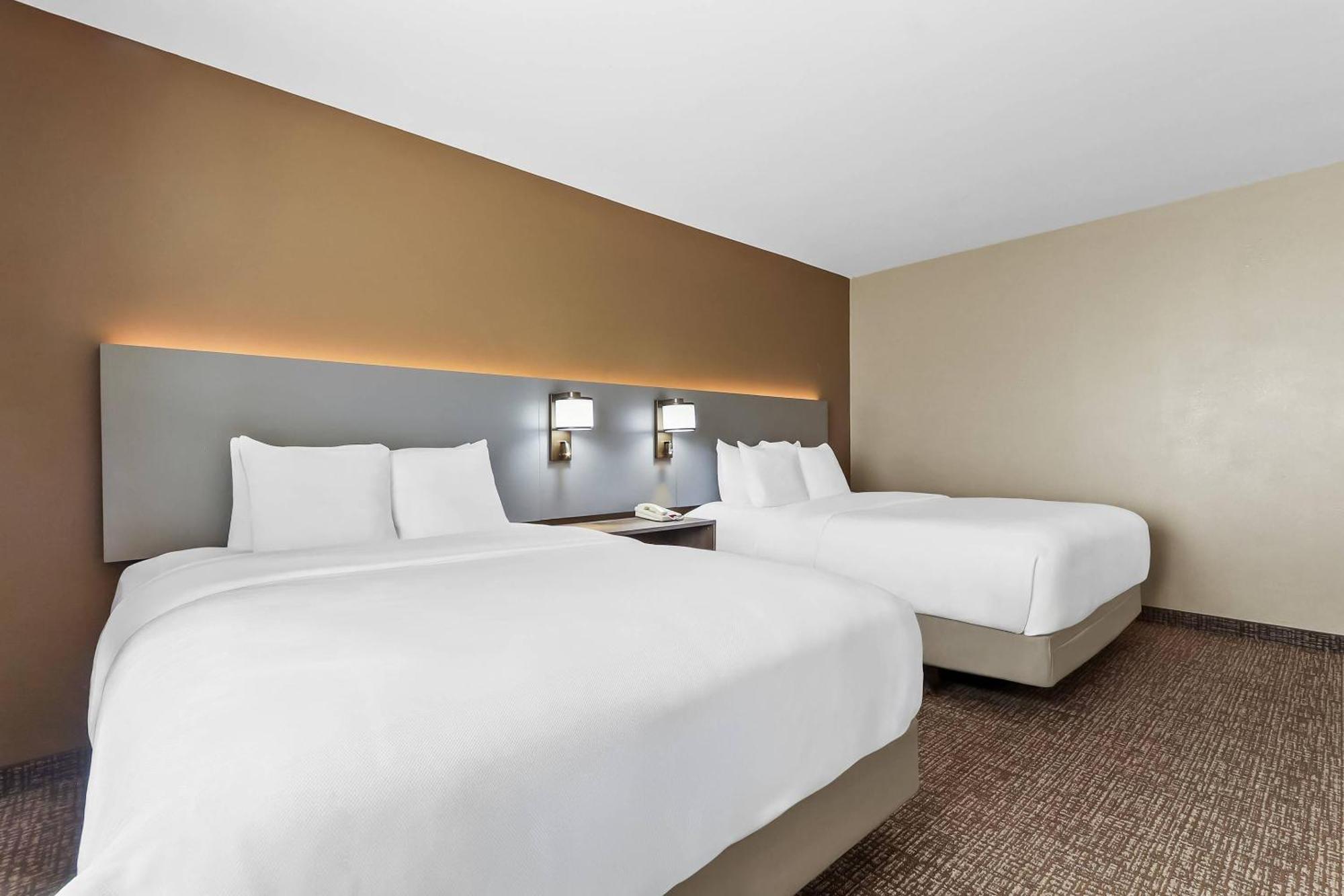 Queen Suite Two Queen Beds Disability Access
