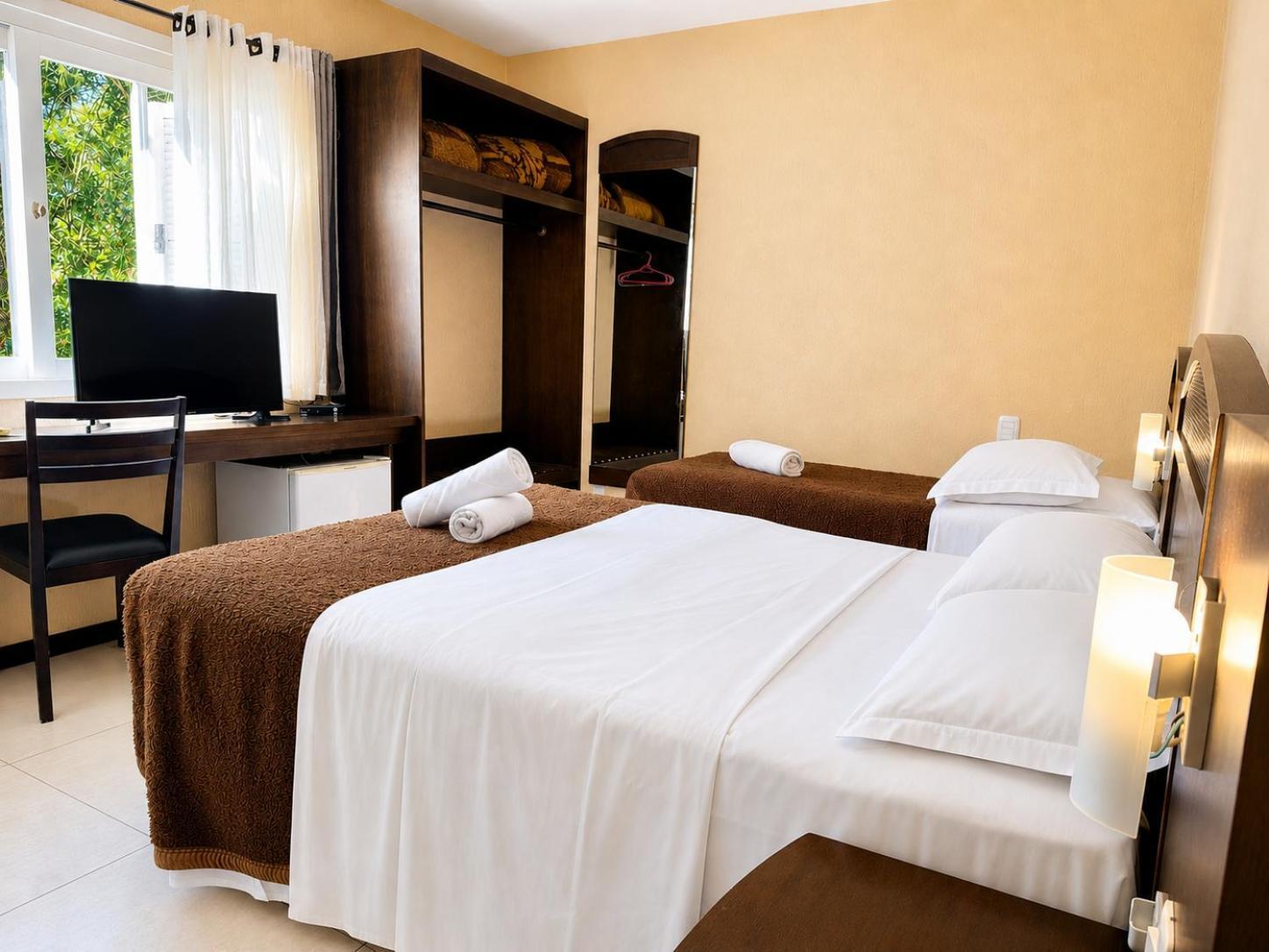 Luxury Triple Room
