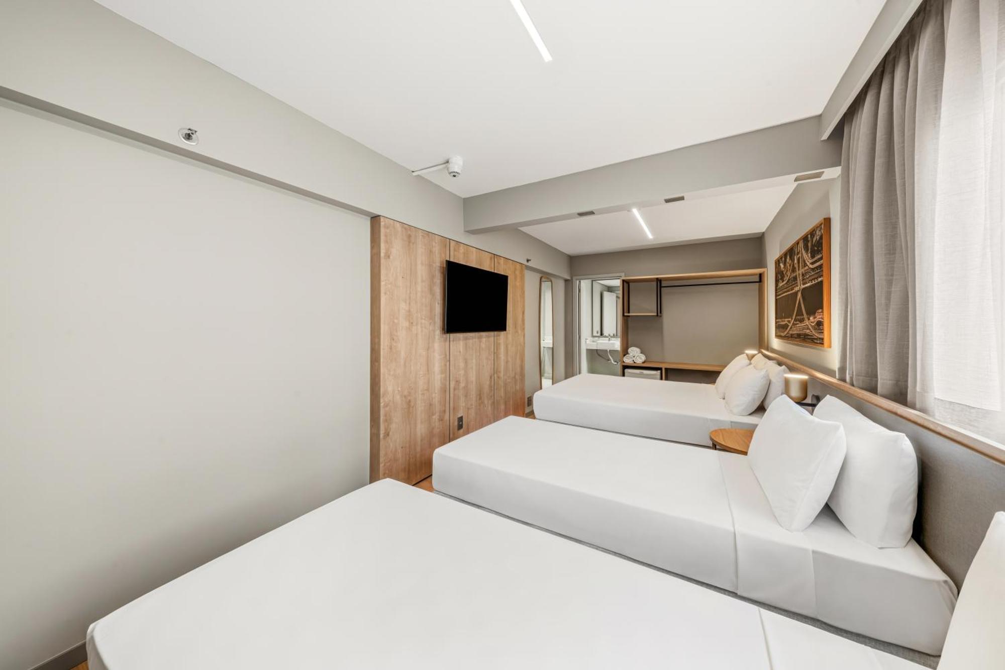Luxury Quadruple Room,1770901556:JPEG