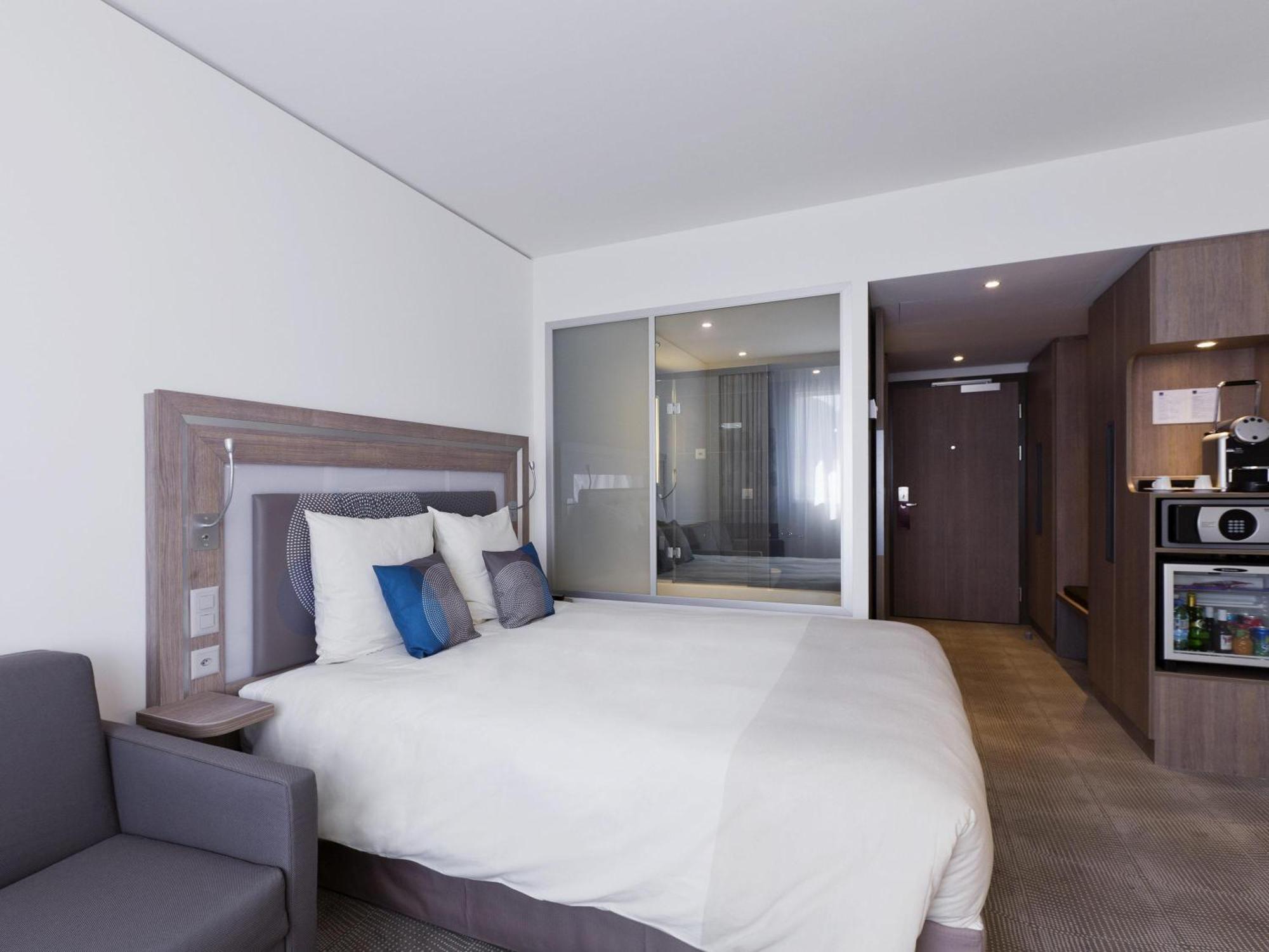 Superior Room Double Bed Disability Access