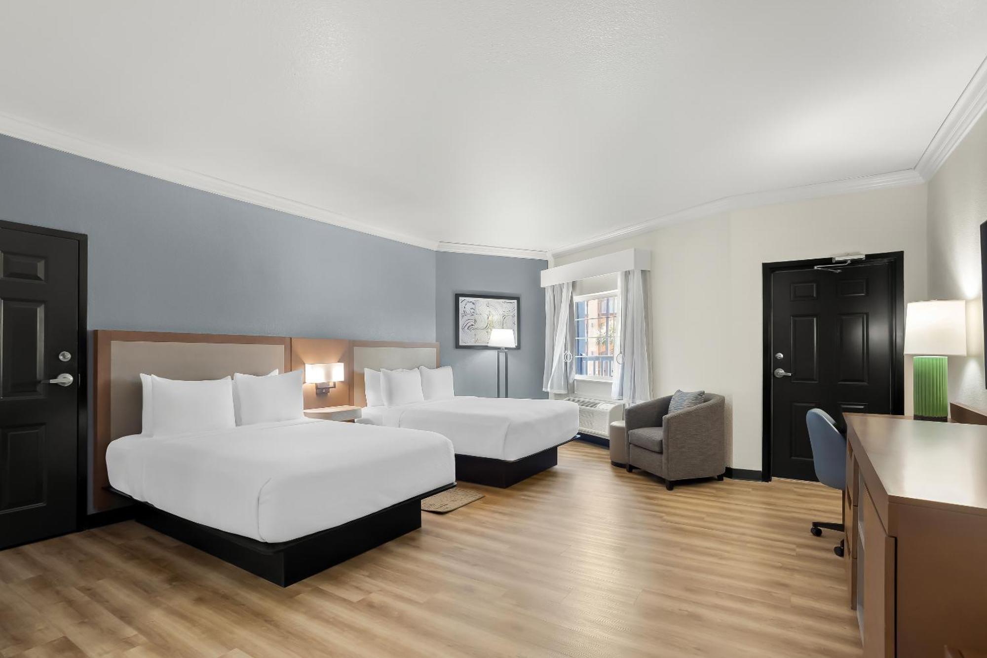 Queen Room