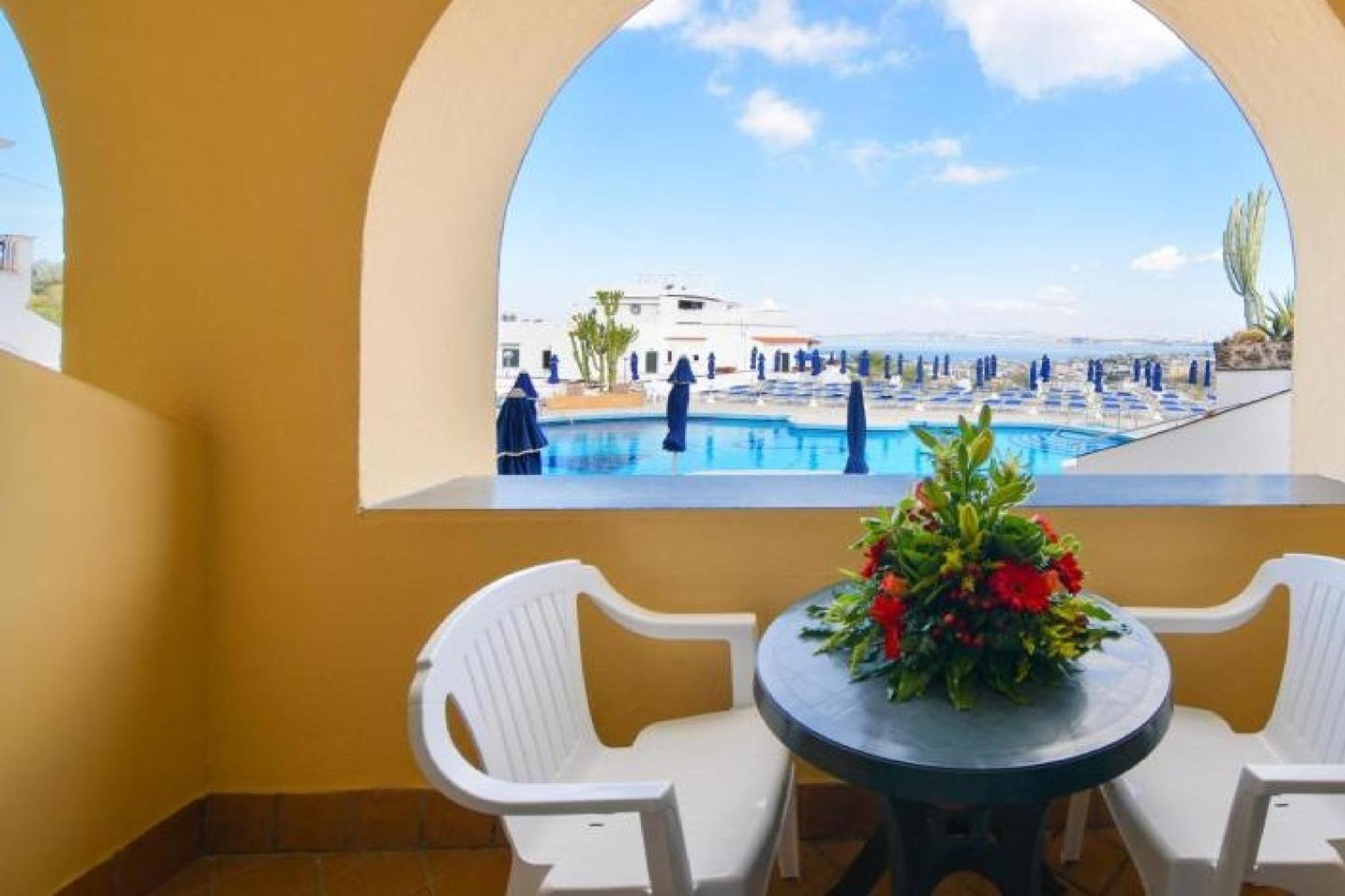 Superior Double or Twin Room Sea View