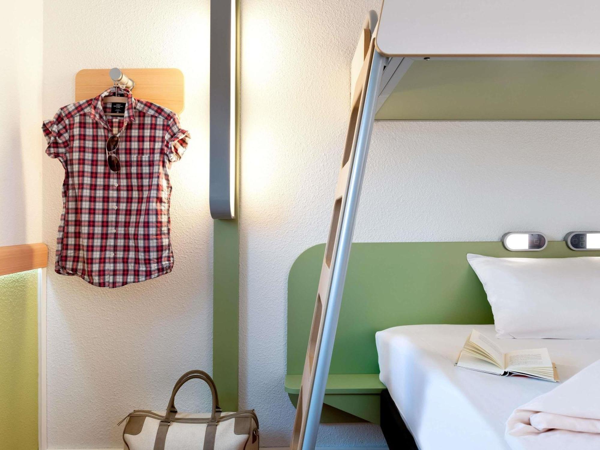Standard Room Three Single Beds
