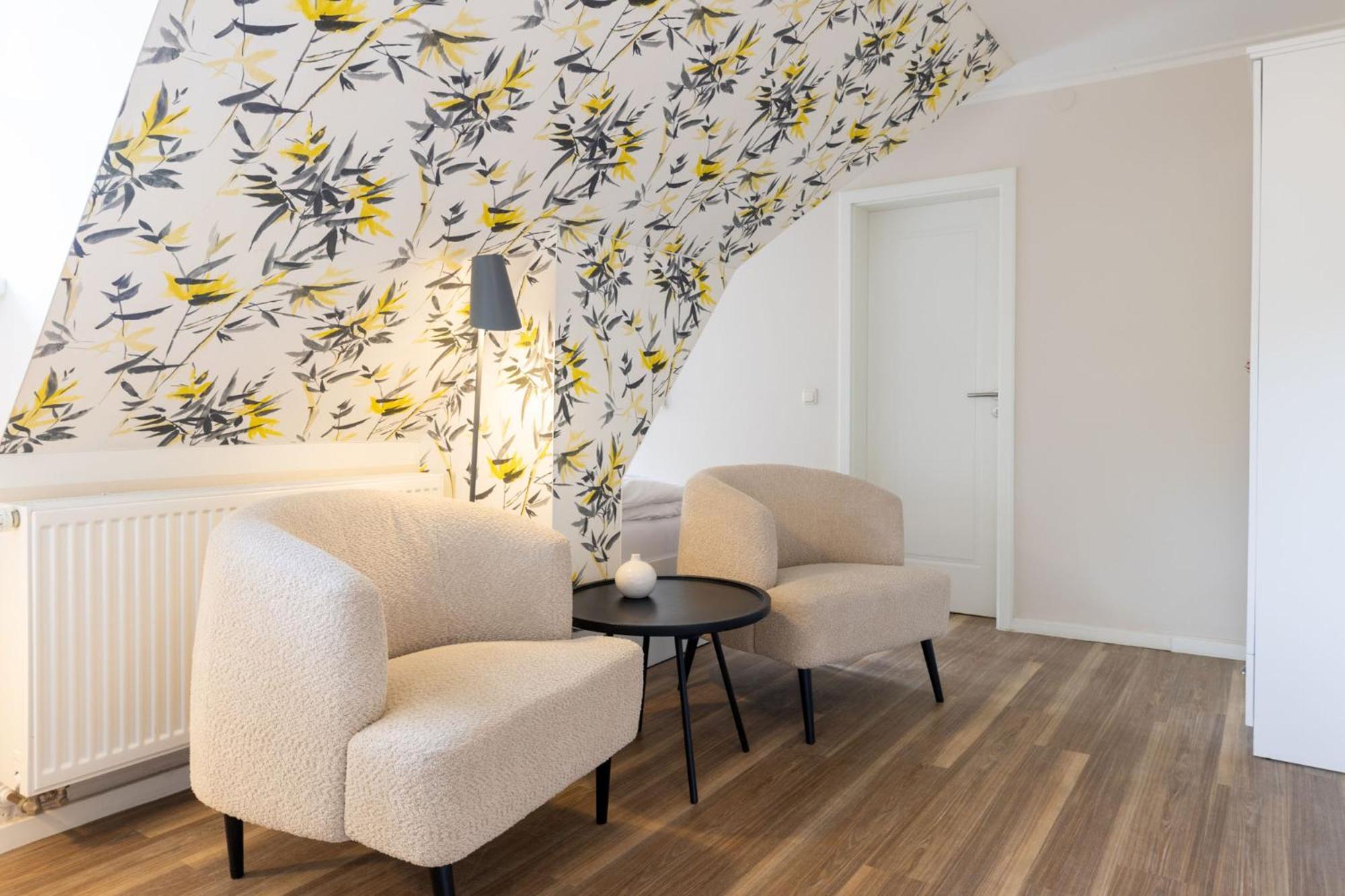 Family Room Petit