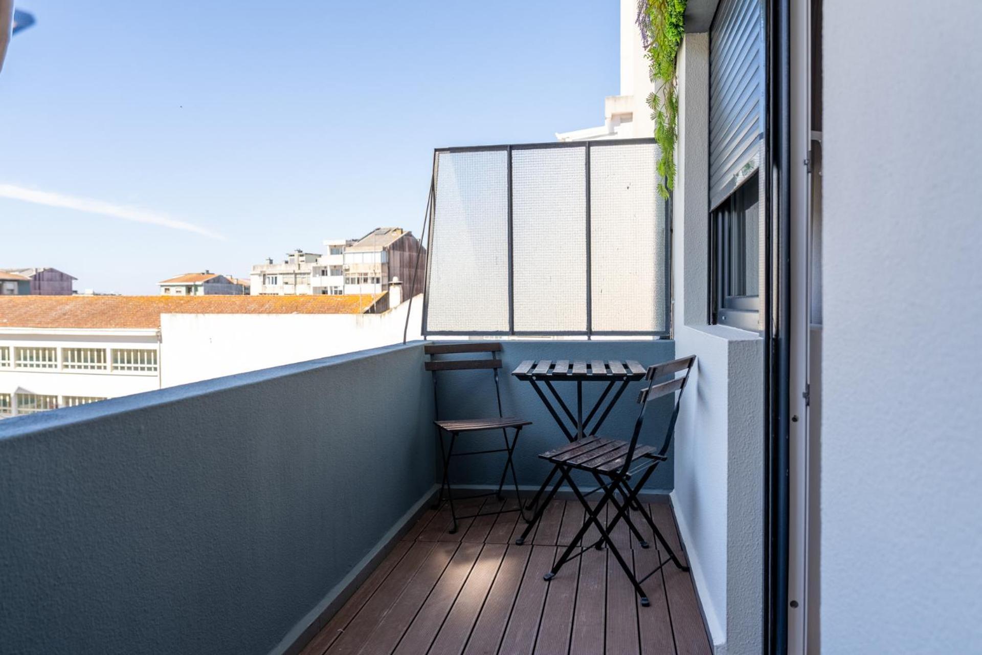 Studio Balcony