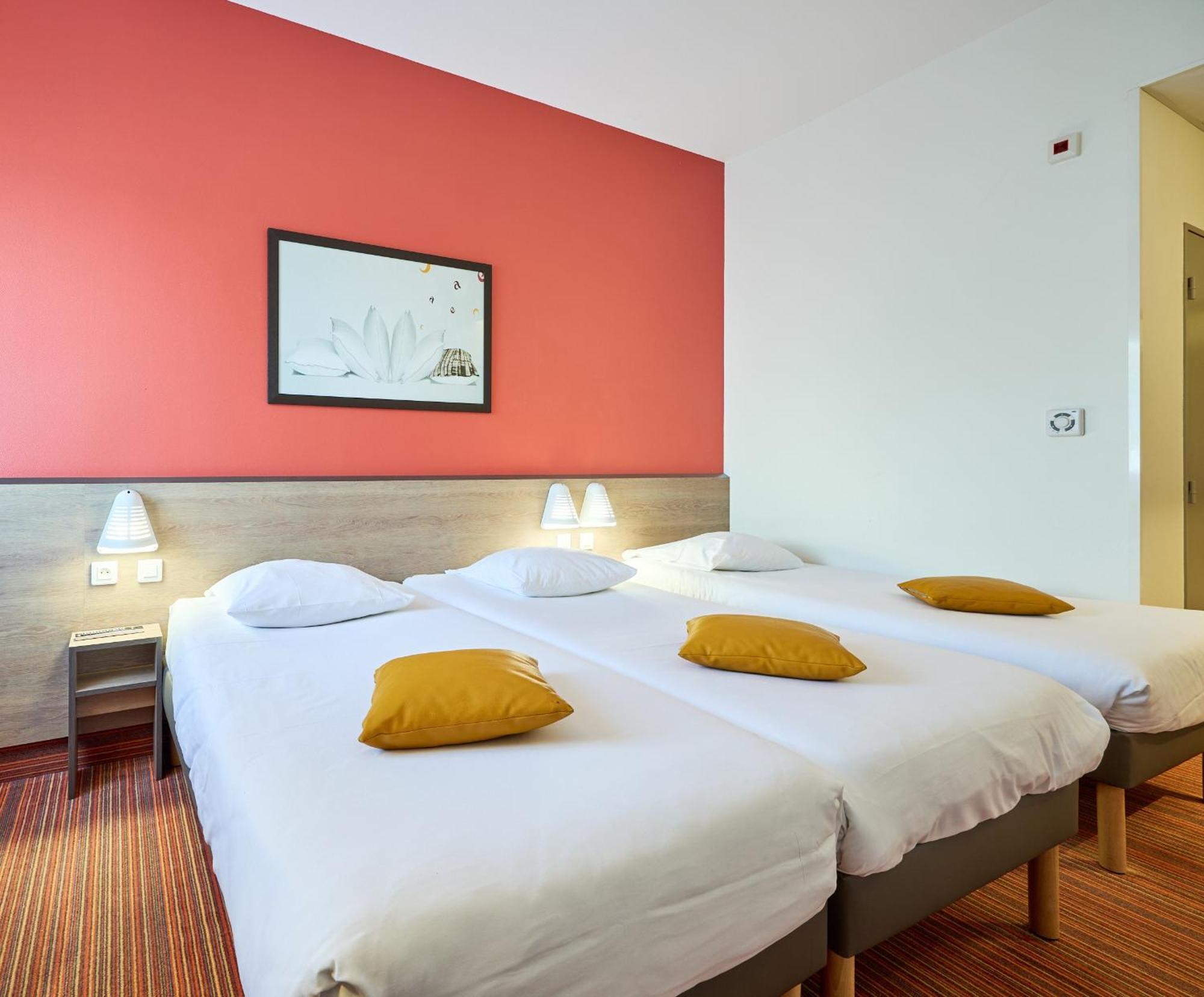 Triple Room three single beds