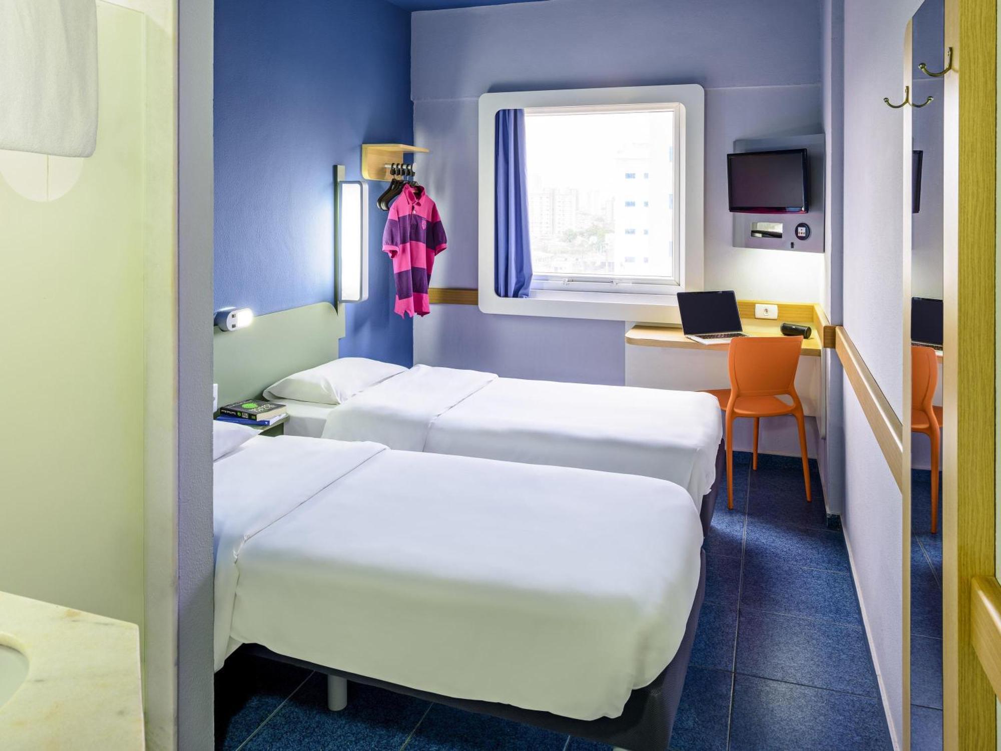 Standard Room 2 Single Beds
