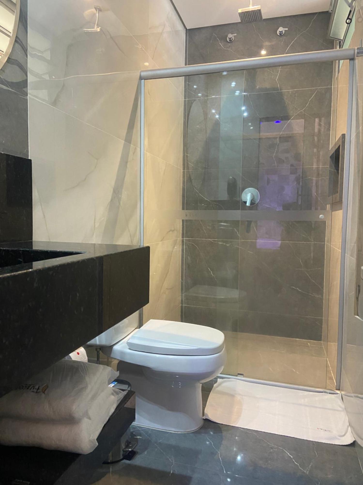Suíte Deluxe com Banheira de Hidromassagem