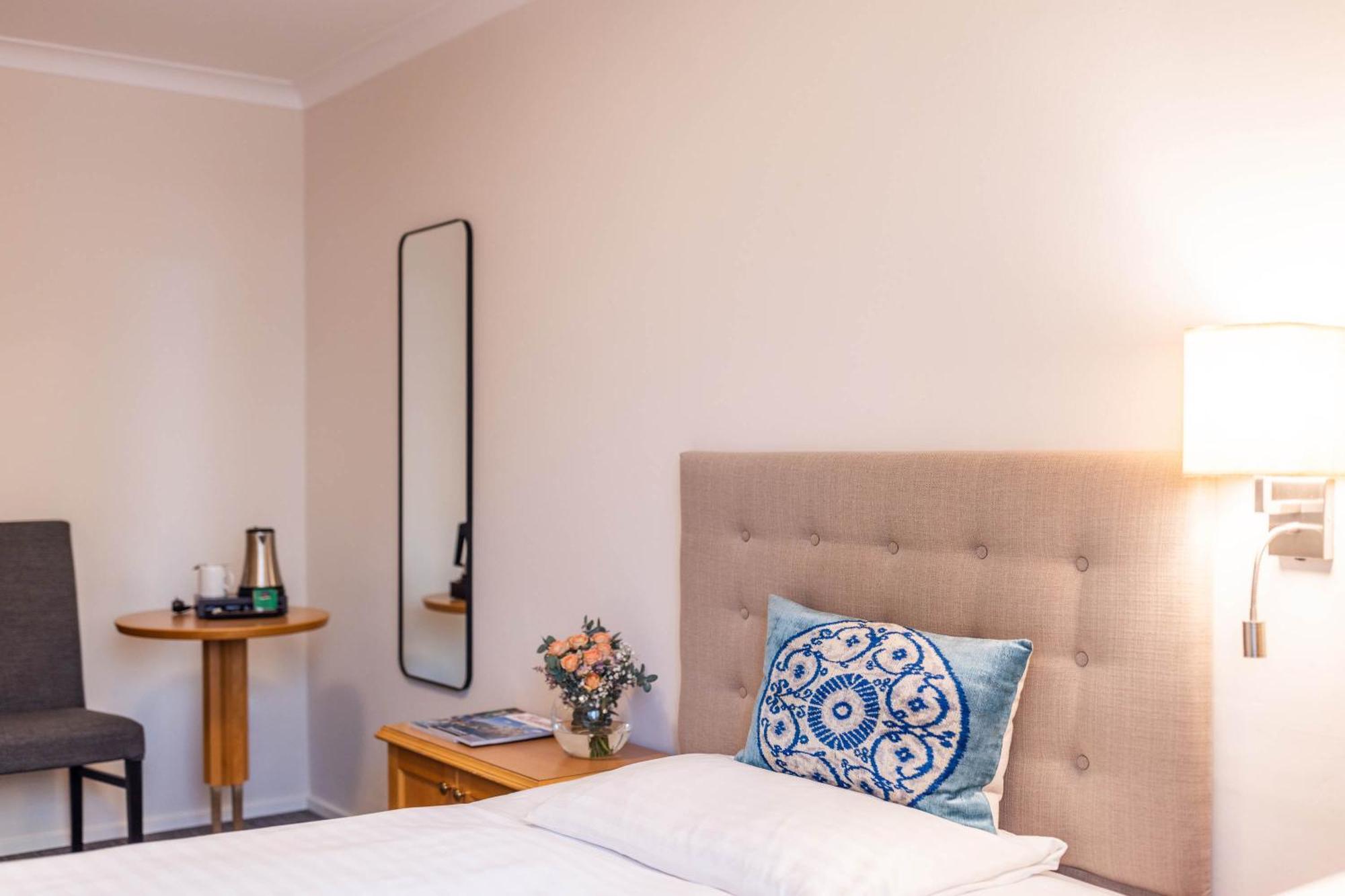 Small Single Room