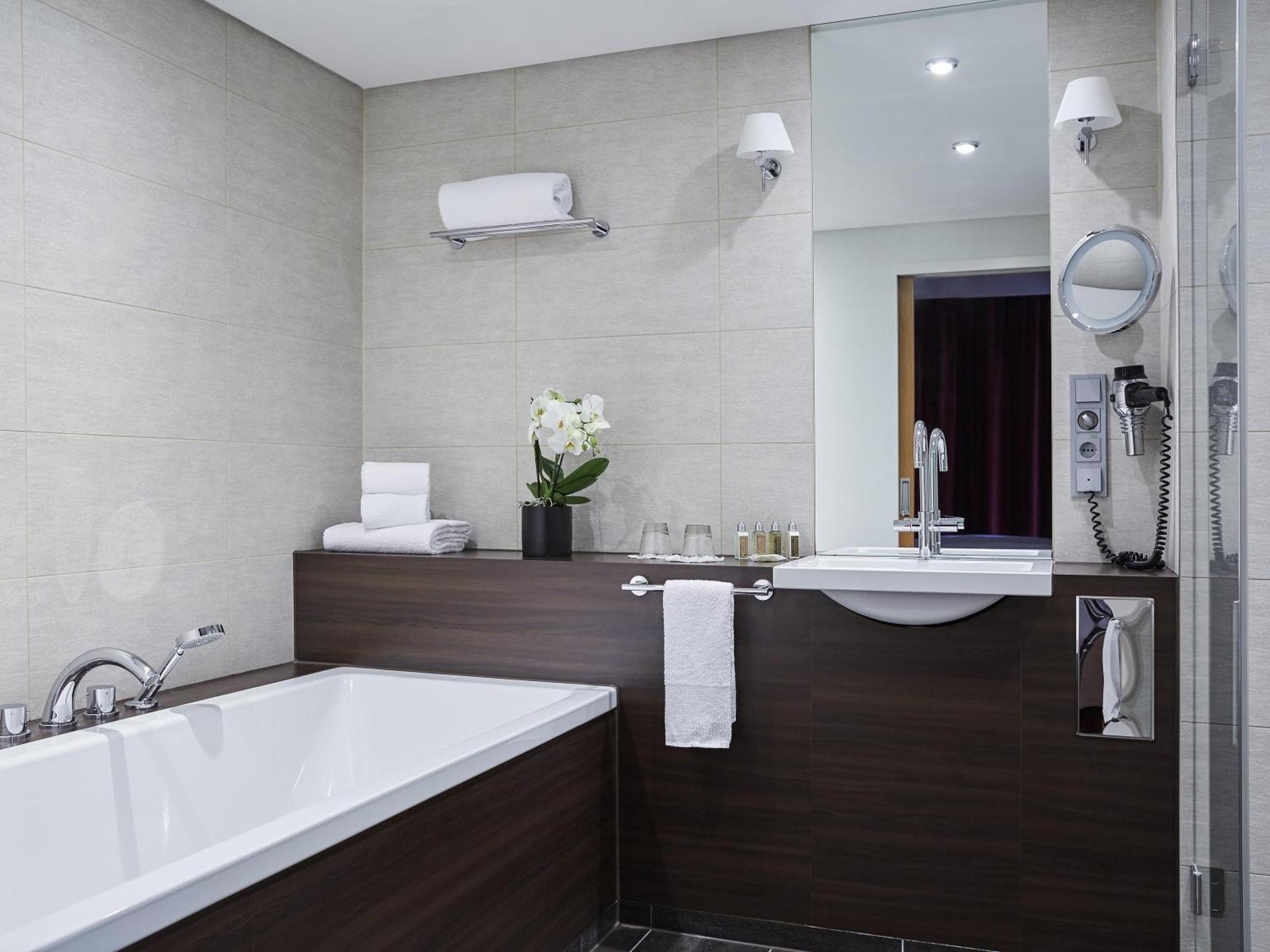 Junior Suite Cathedral View