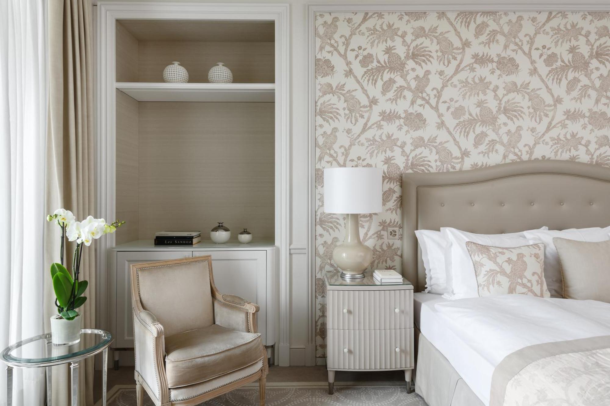 Chambre Double Supérieure - Vue Partielle sur Lac