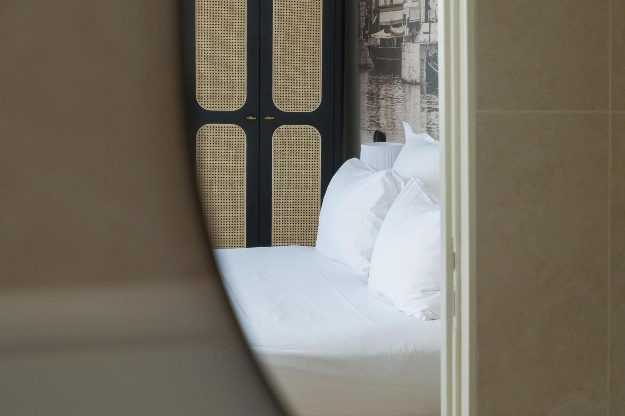 Superior Triple Room Harbour Entrance View
