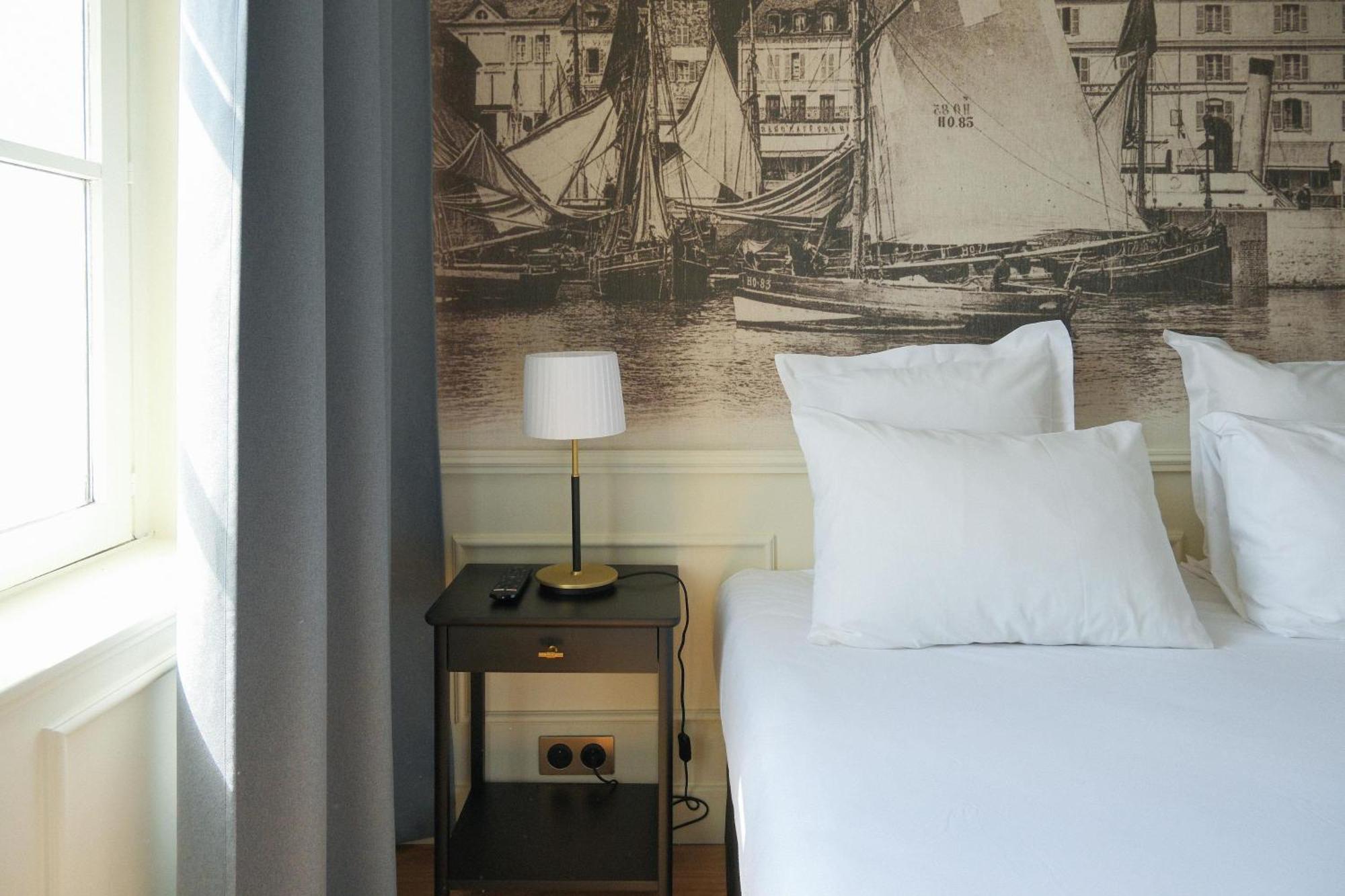 Superior Triple Room Harbour Entrance View