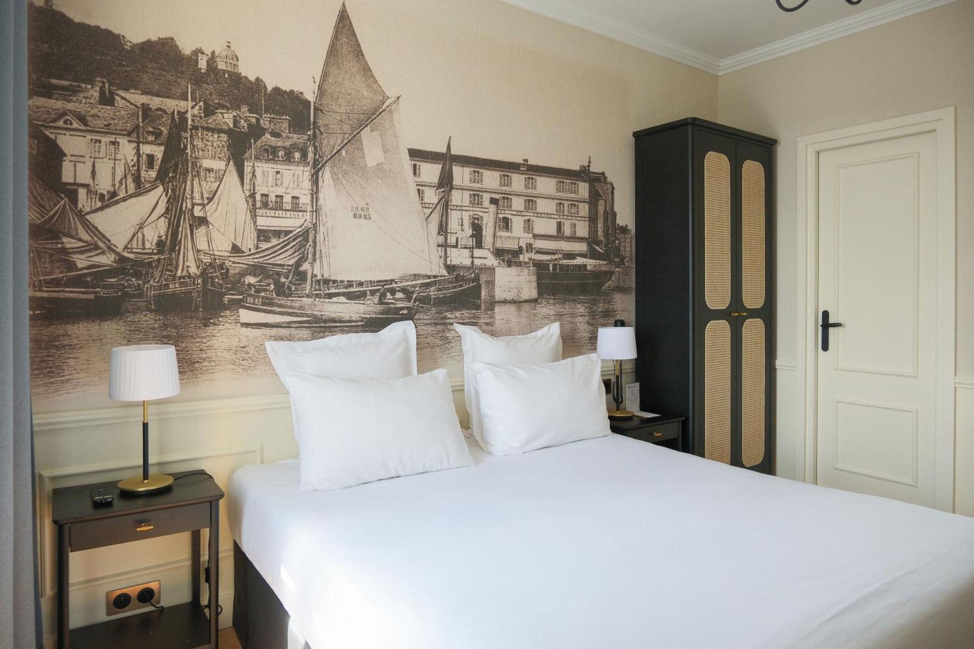 Superior Triple Room Harbour Entrance View