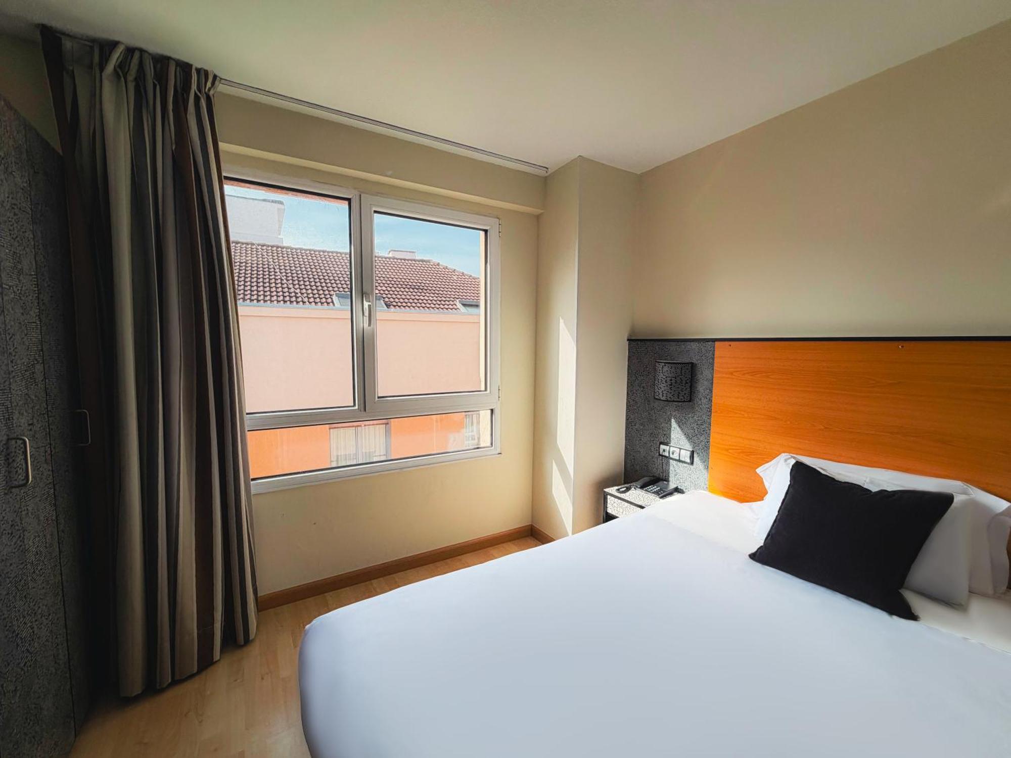 1 double bed