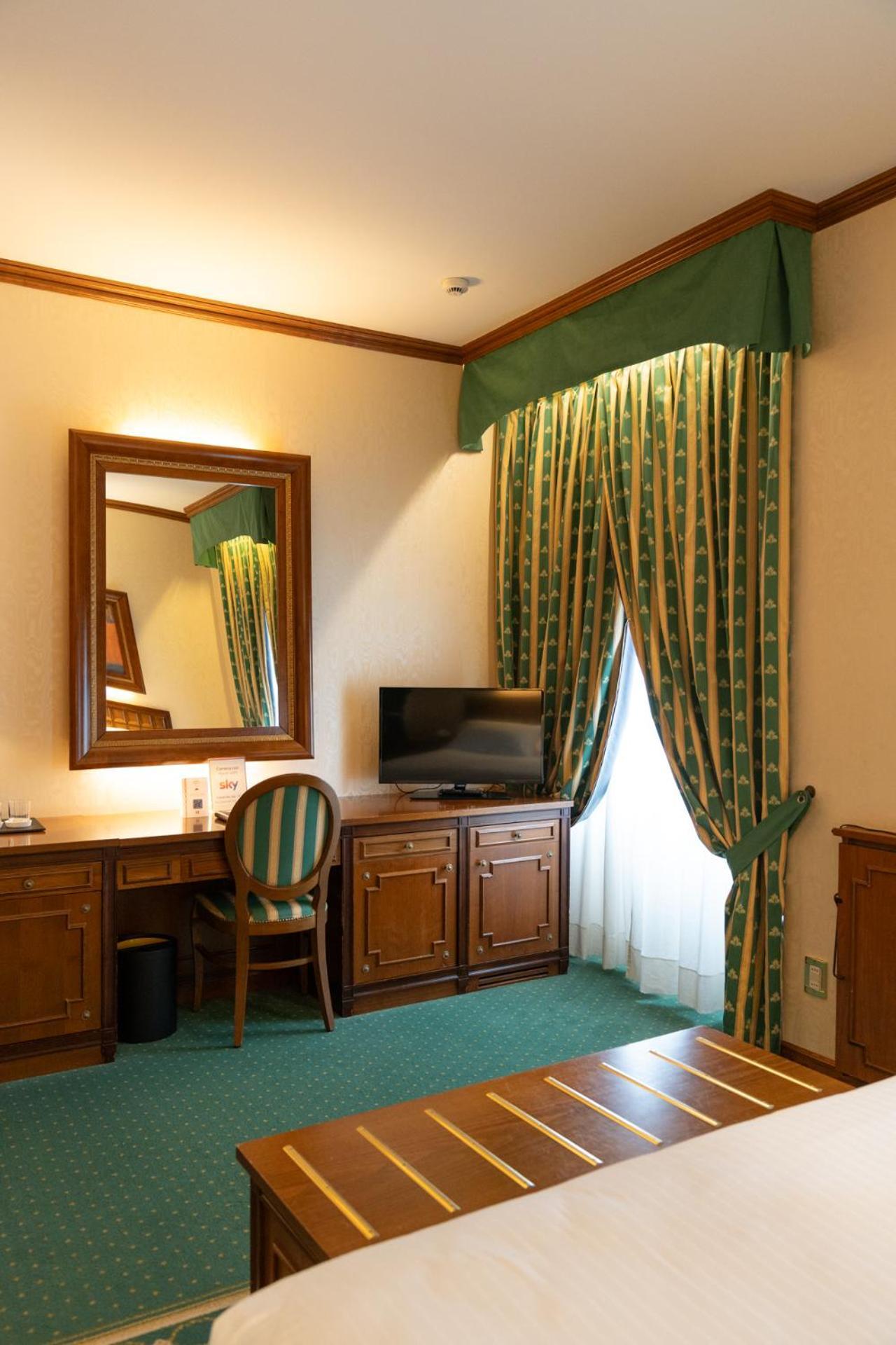 Classic Double Room