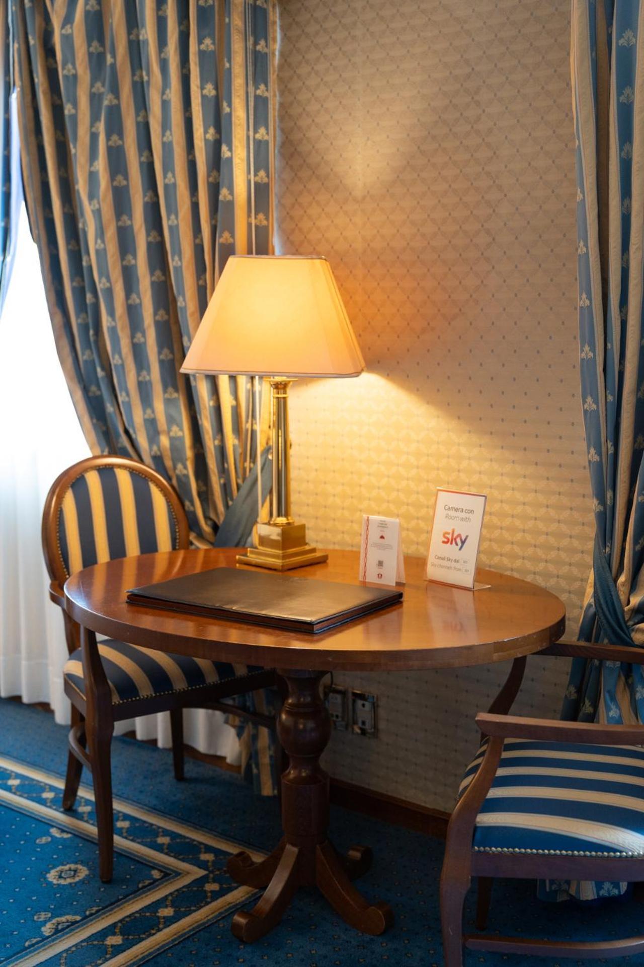 Deluxe Double or Twin Room