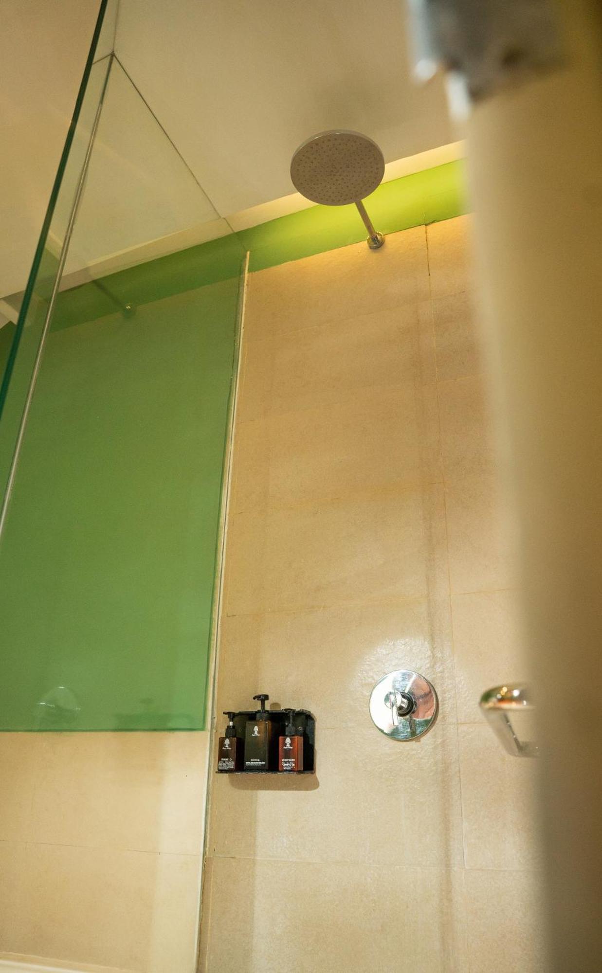 Deluxe Double or Twin Rooms