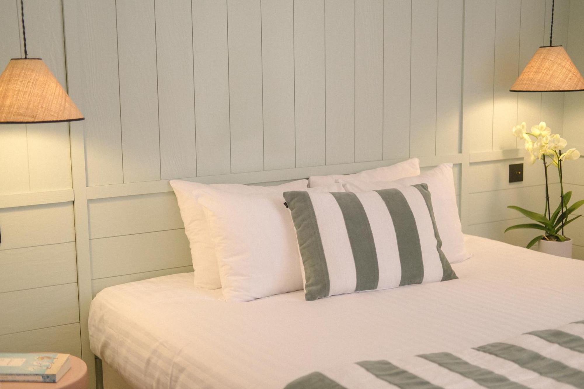 Standard Double or Twin Room Garden View