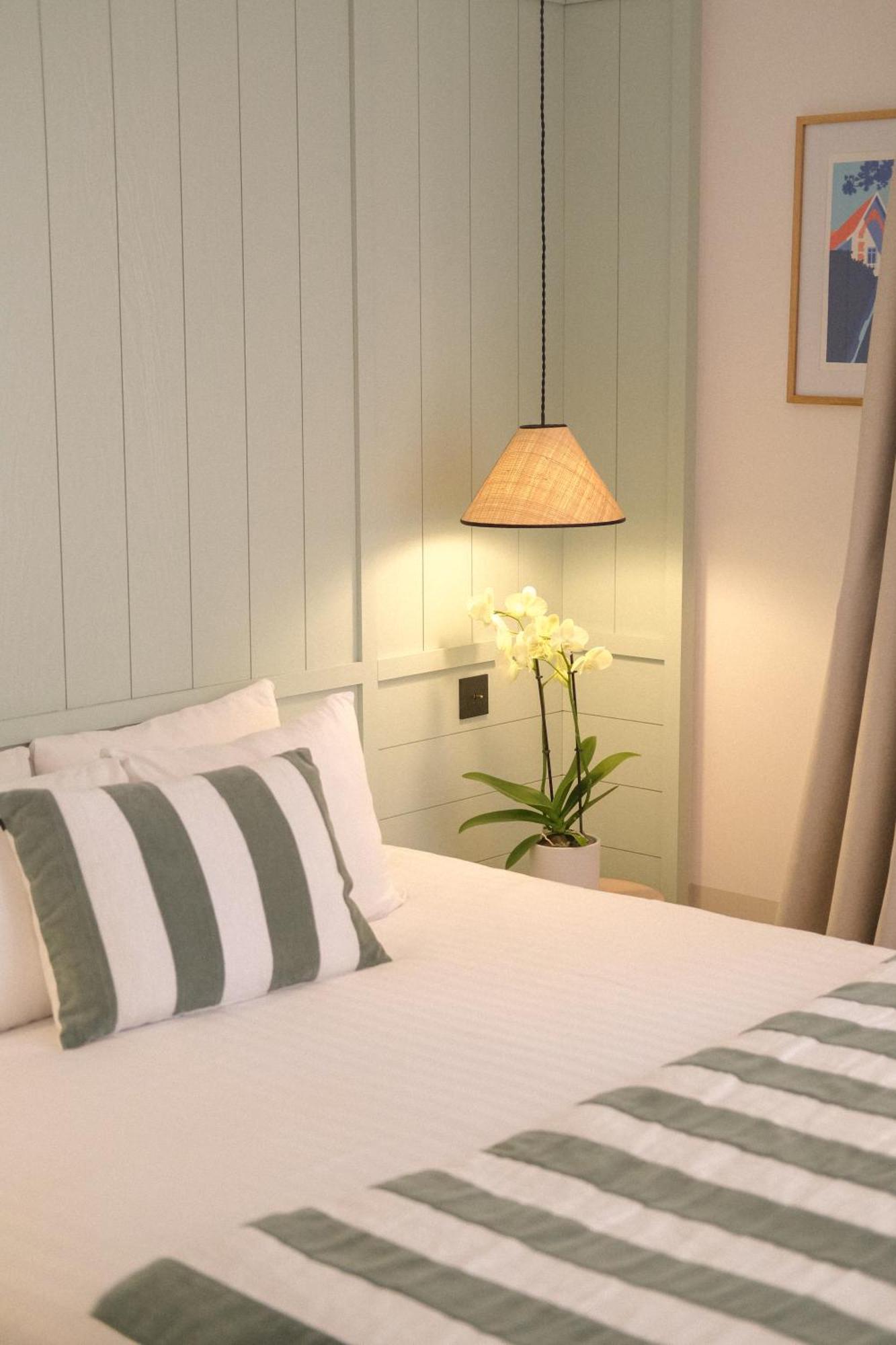 Standard Double or Twin Room Garden View