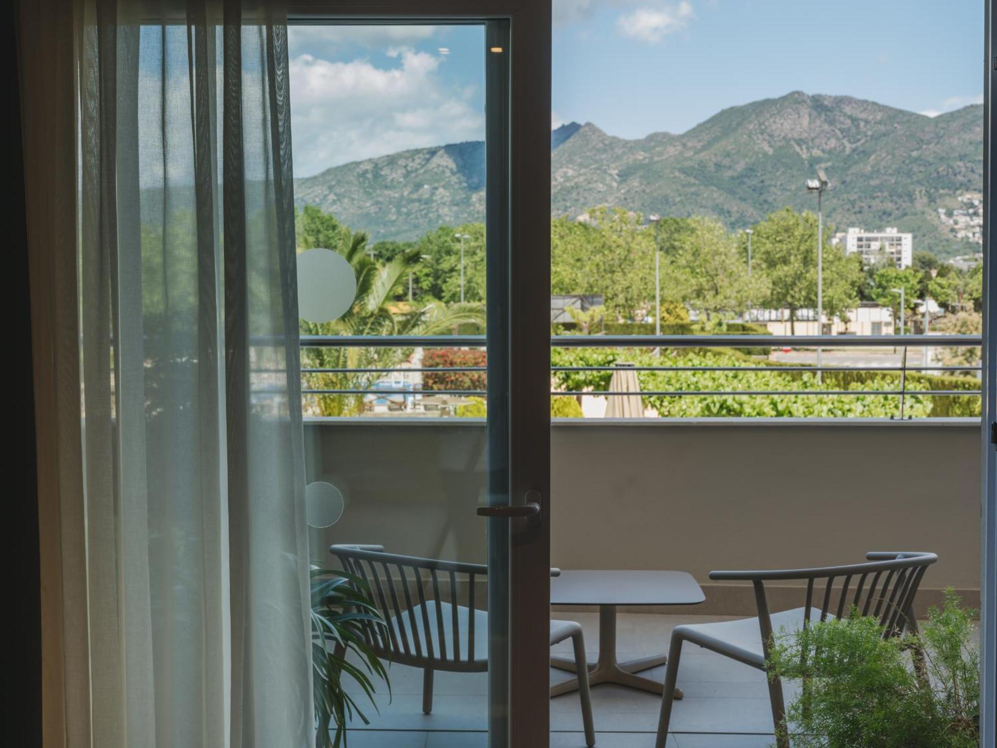 Junior Suite Garden View