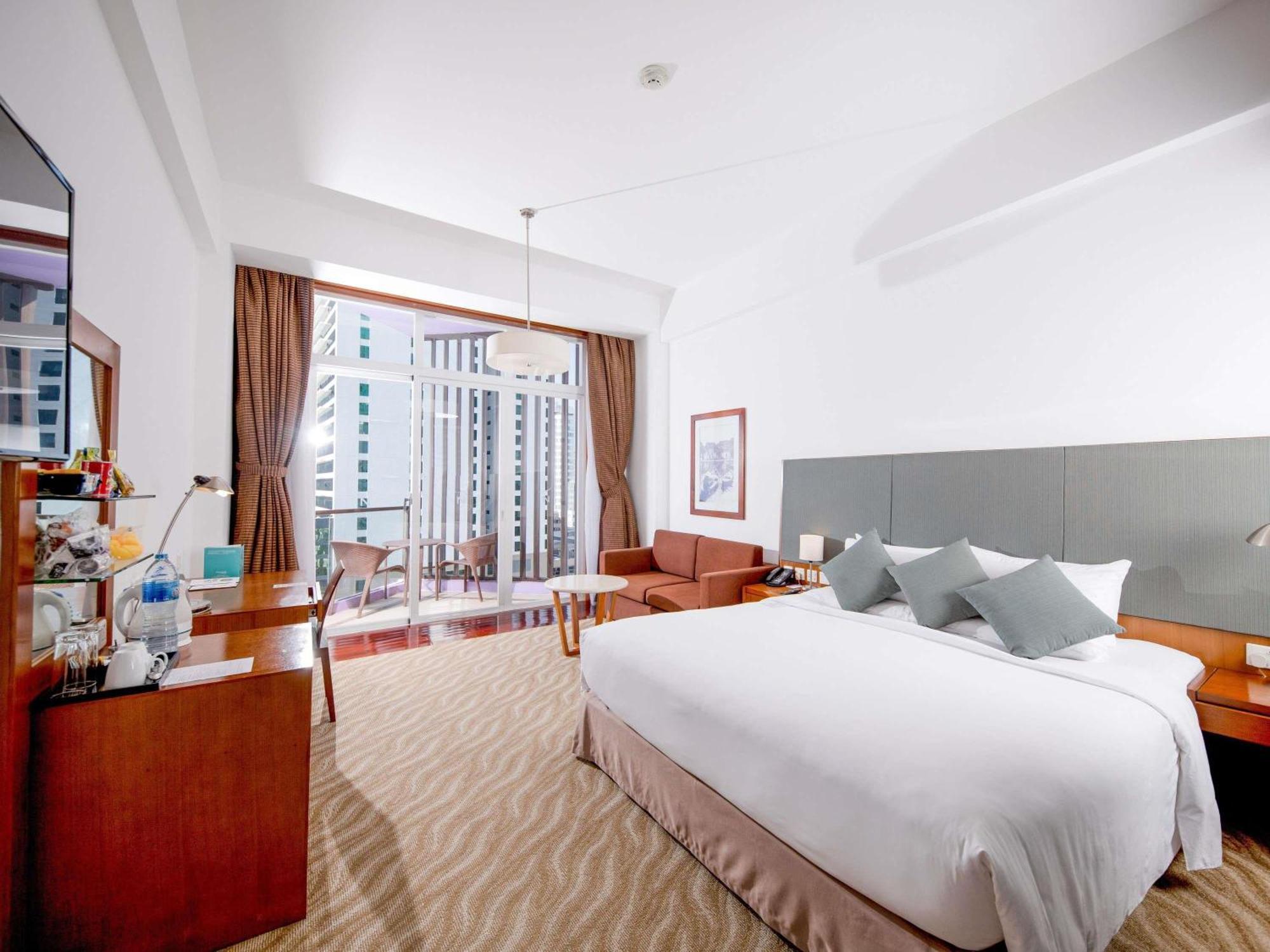 Standard King Room