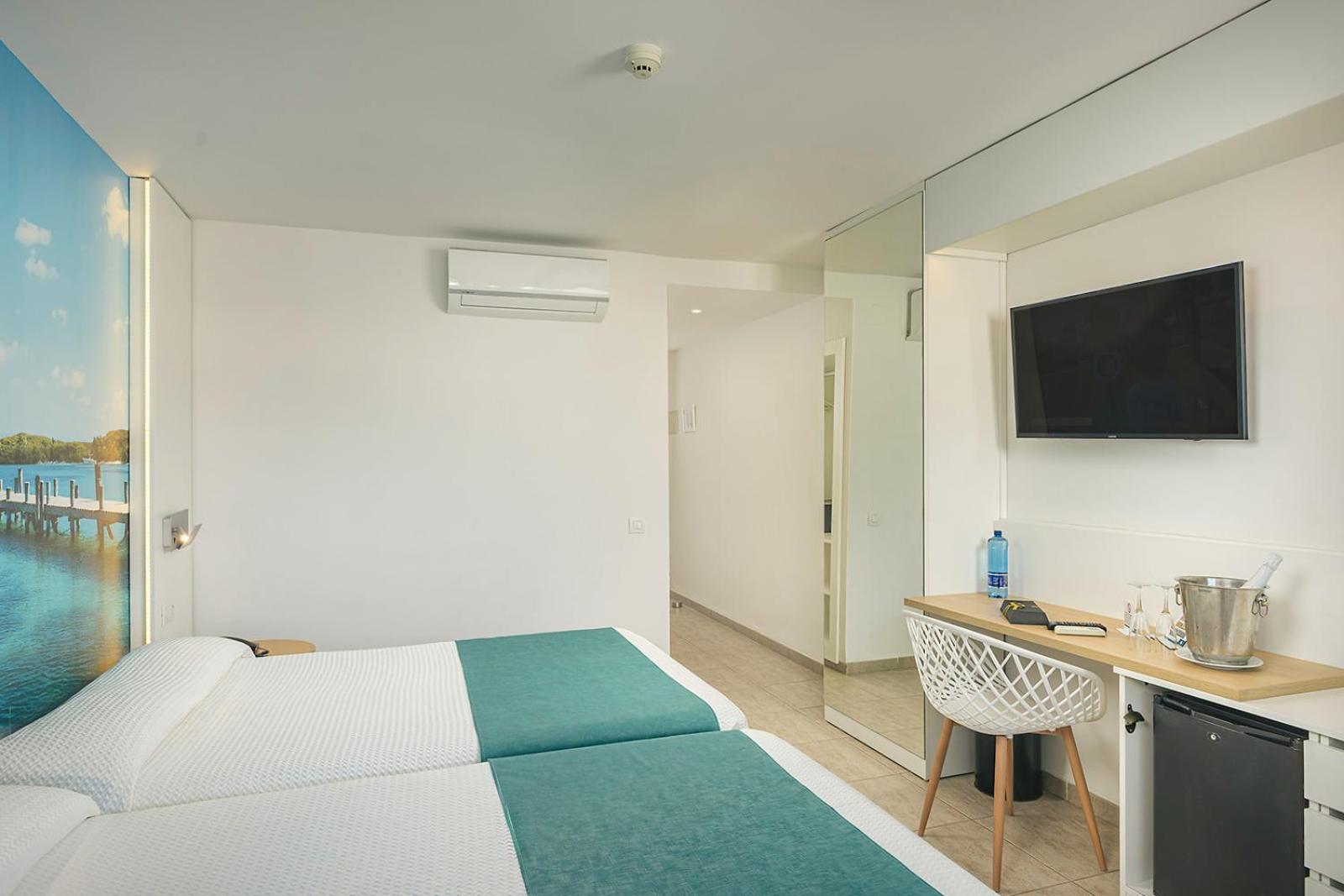 Premium Twin Room