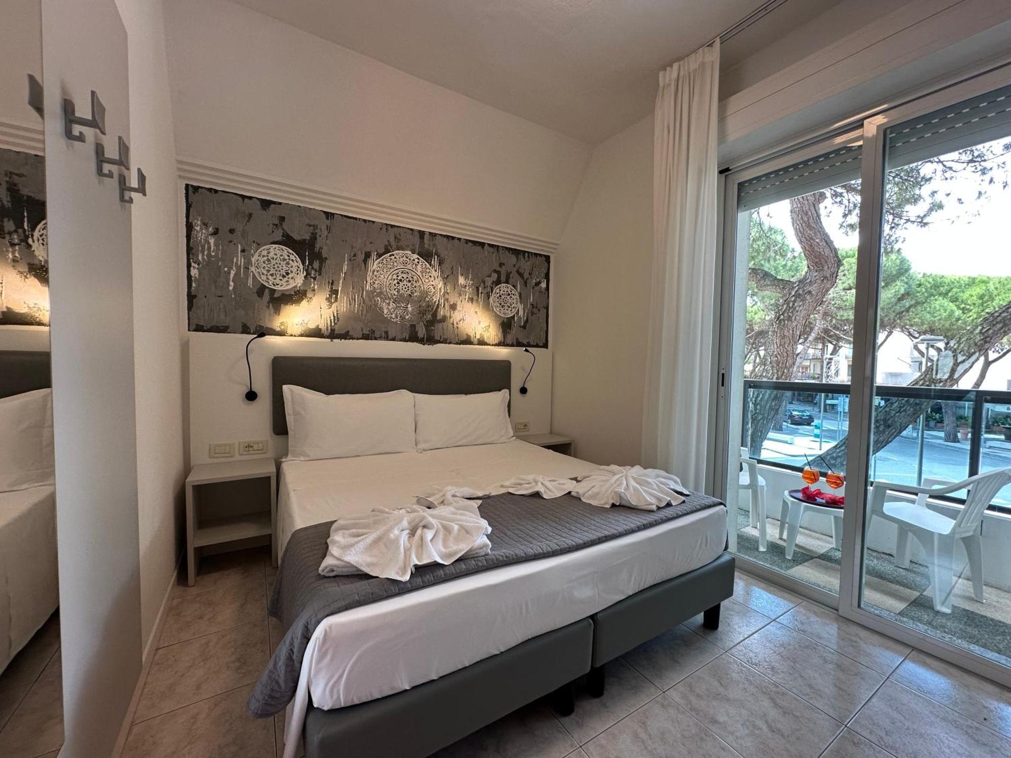 Superior Double or Twin Room Terrace